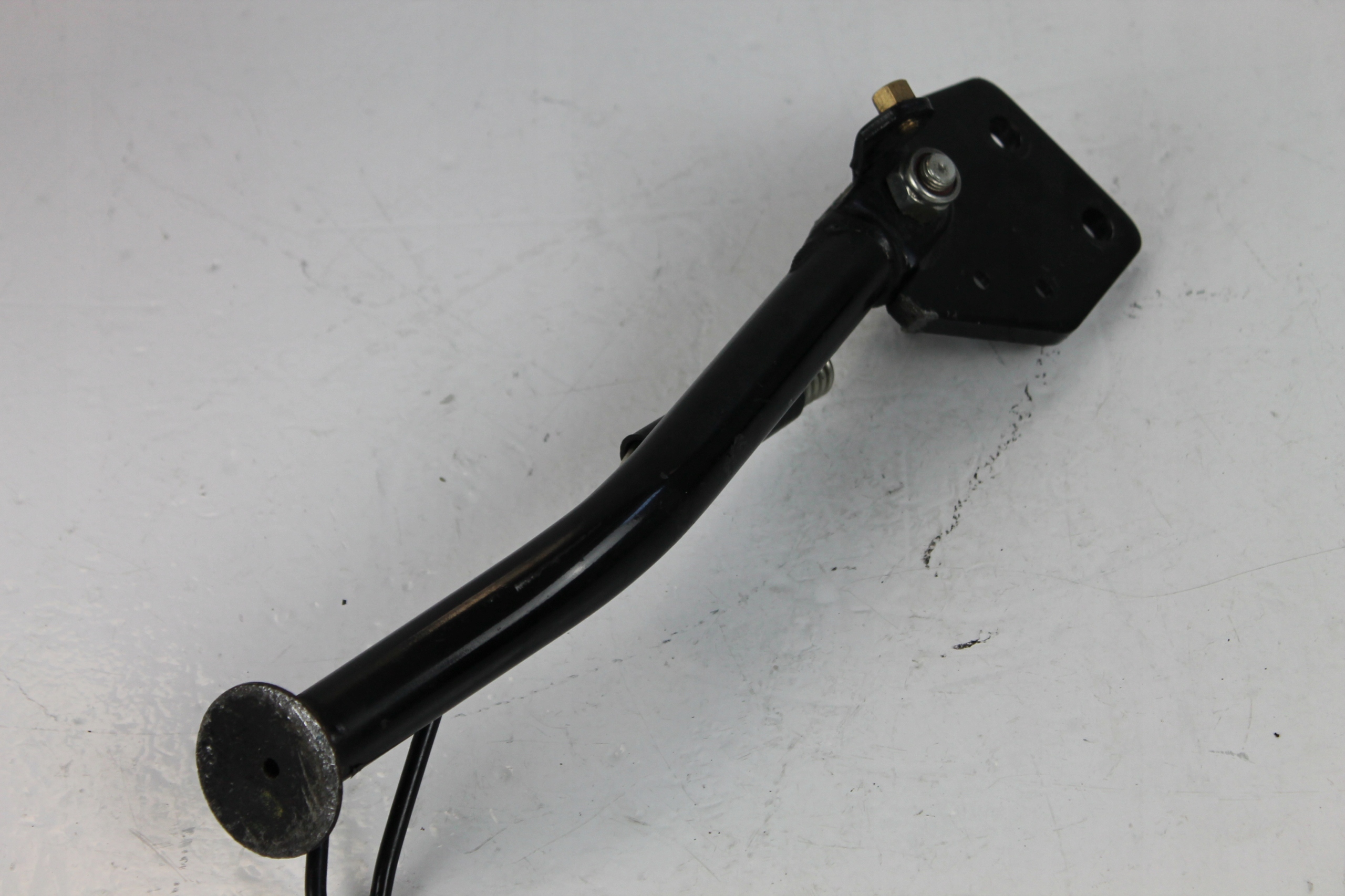 HUSQVARNA 401 VITPILEN 18-БОКОВАЯ ПОДНОЖКА КОСА