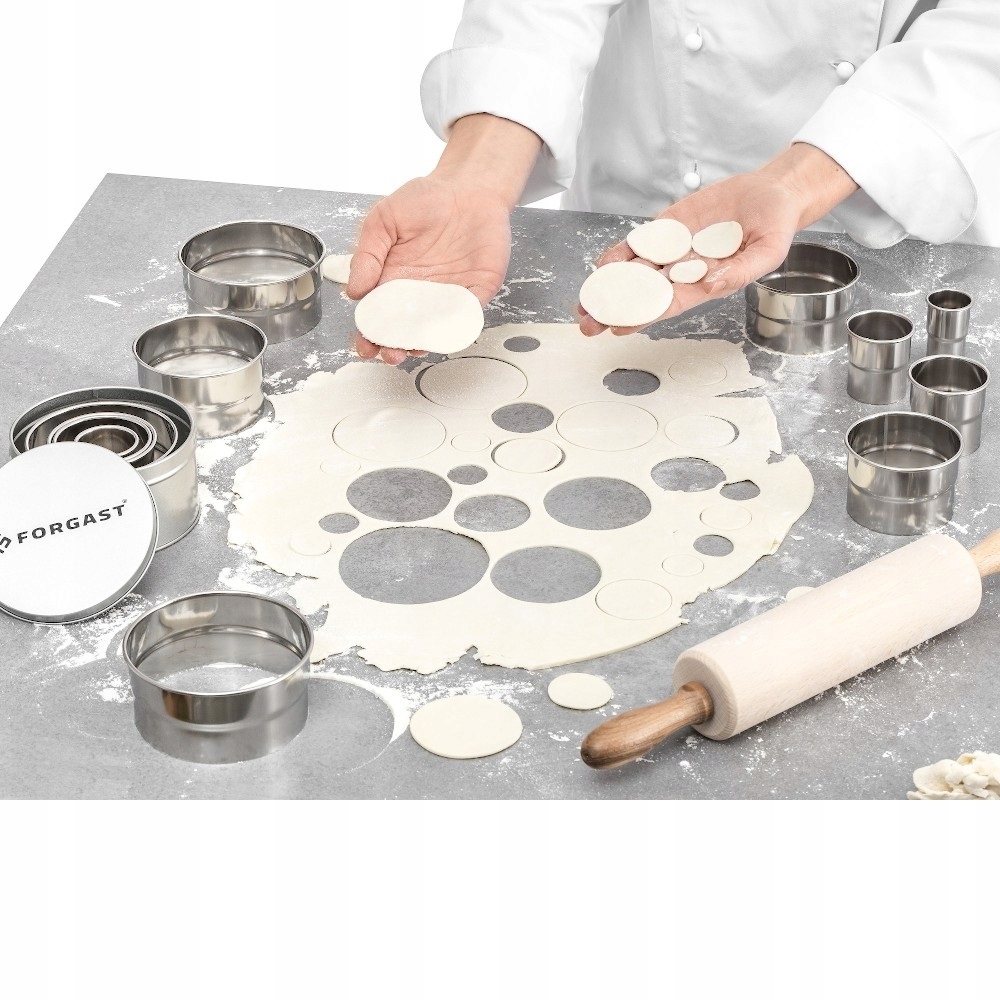 ZESTAW FORM DO WYCINANIA 12 SZT FORGAST FG11235 Marka Forgast