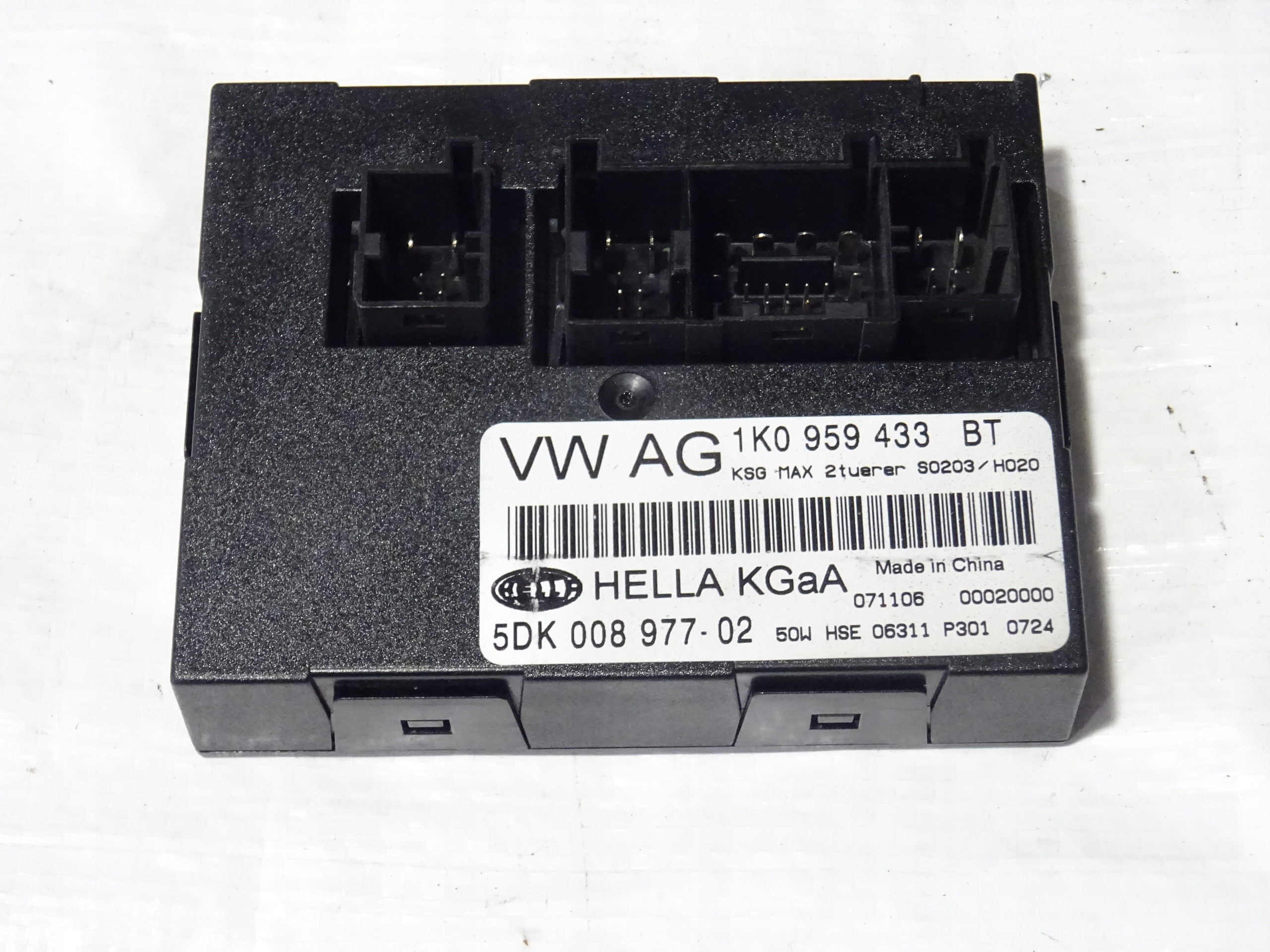1KO937049F Volkswagen Touran Блок комфорта 2003 бу купить по цене от 1745 руб. A
