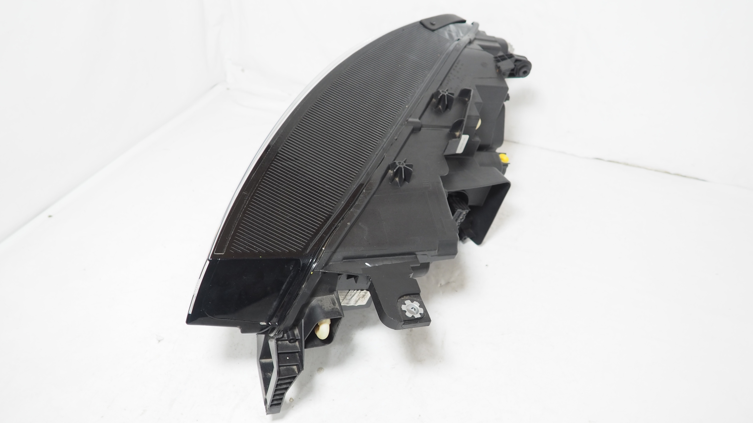 VW ID4 light Full Led right front 11B941036M