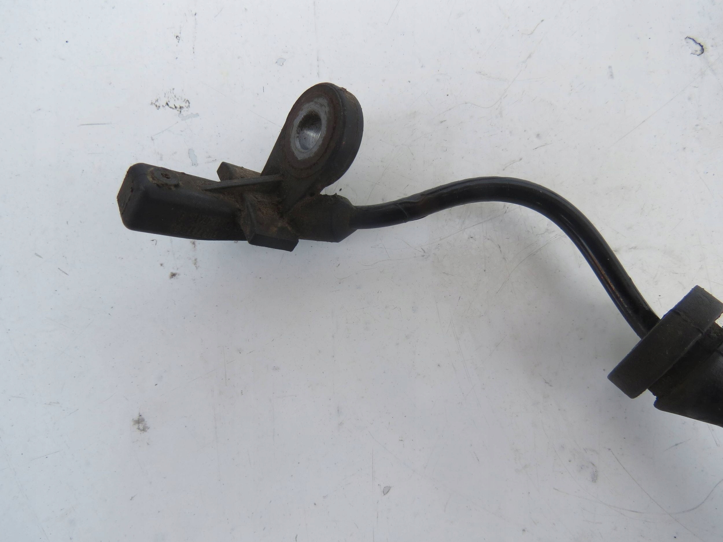 Sensor ABS ABSU rechts heck VOLVO XC90 4.4 V8 30773745