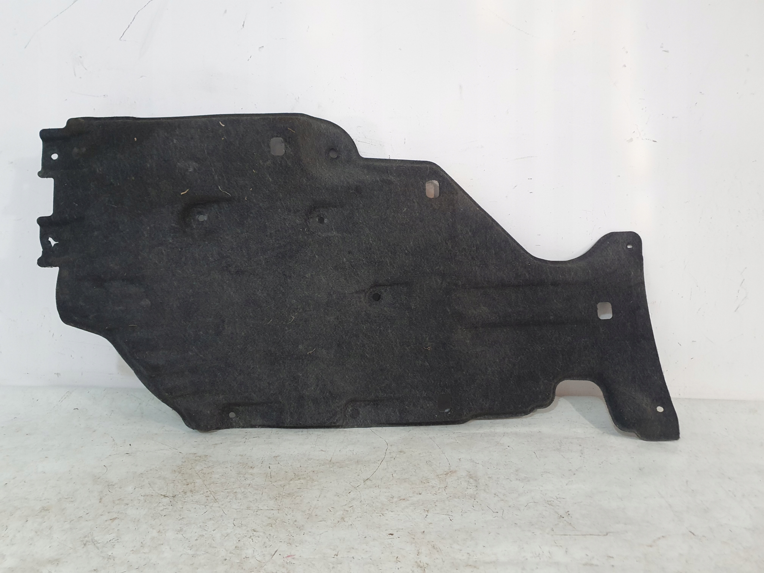 CHRYSLER PACIFICA 16- cover chassis rear part 68244845AD