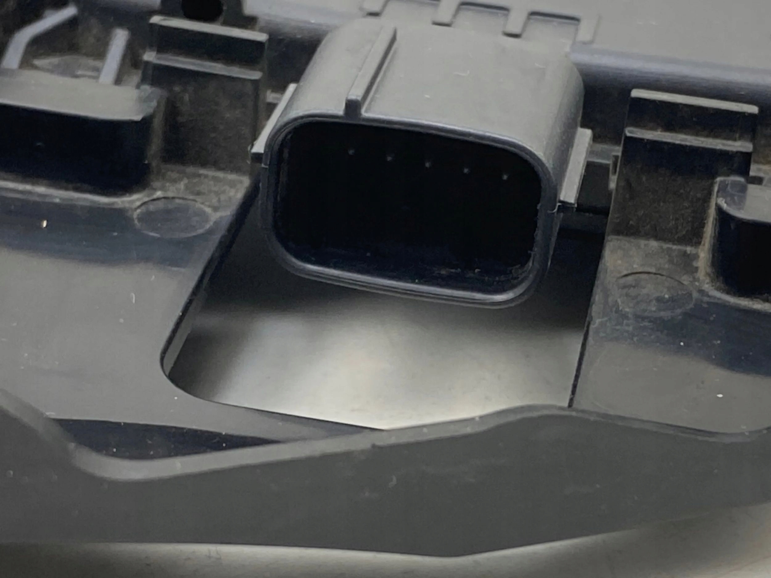 volvo XC40 18- XC60 II XC90 V60 Датчик 32286570