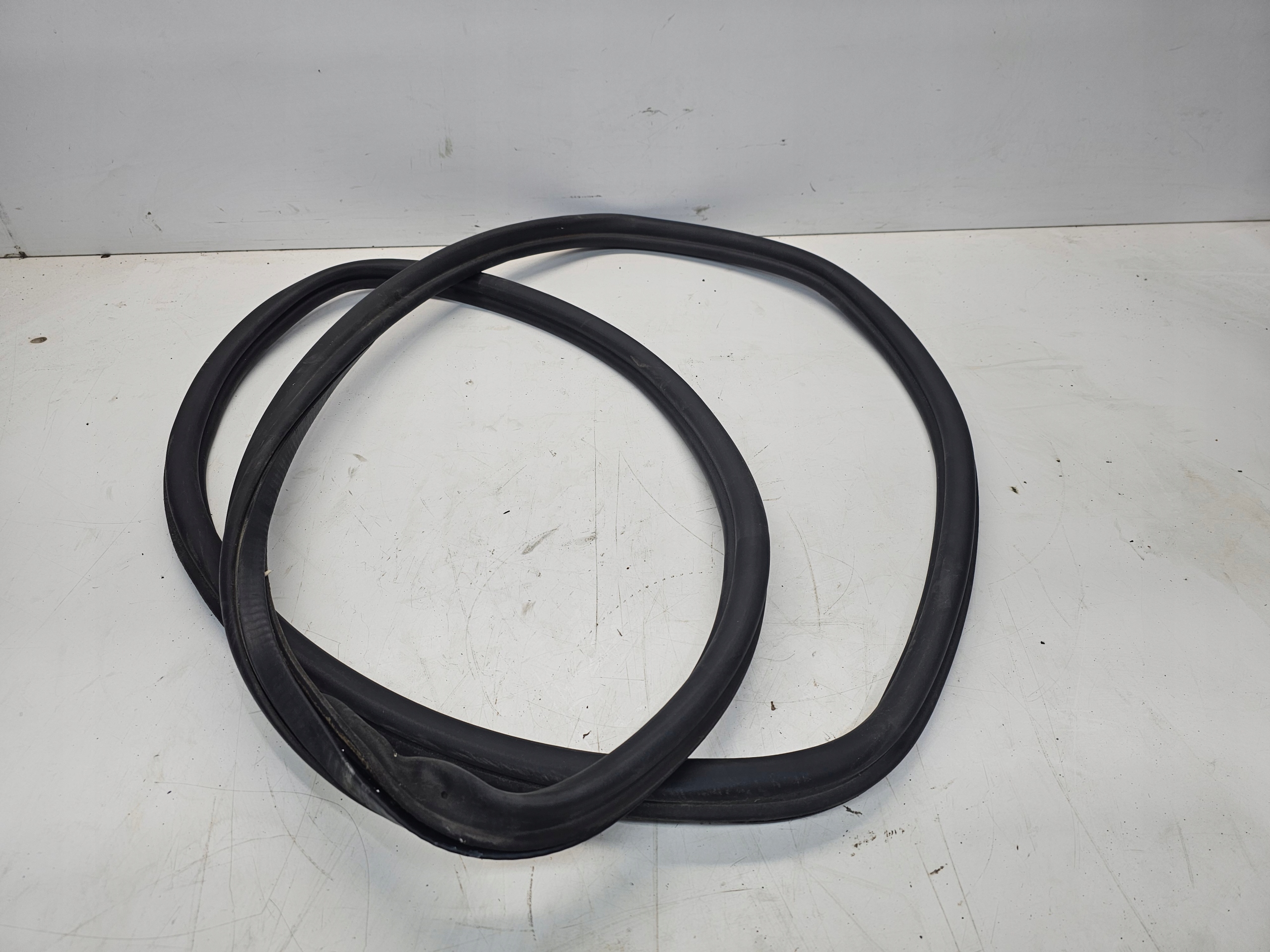 gasket bonnet boot AUDI A3 8P 8P4827705
