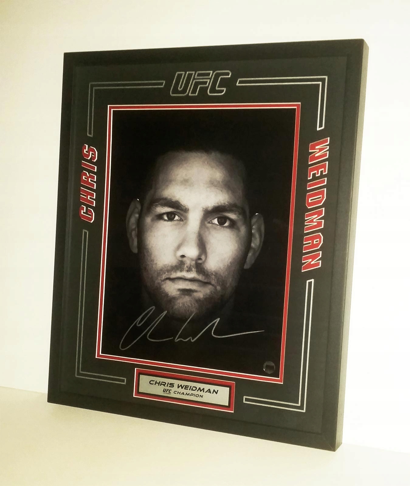 Chris Weidman UFC autograf w pięknej oprawie Rok 2019