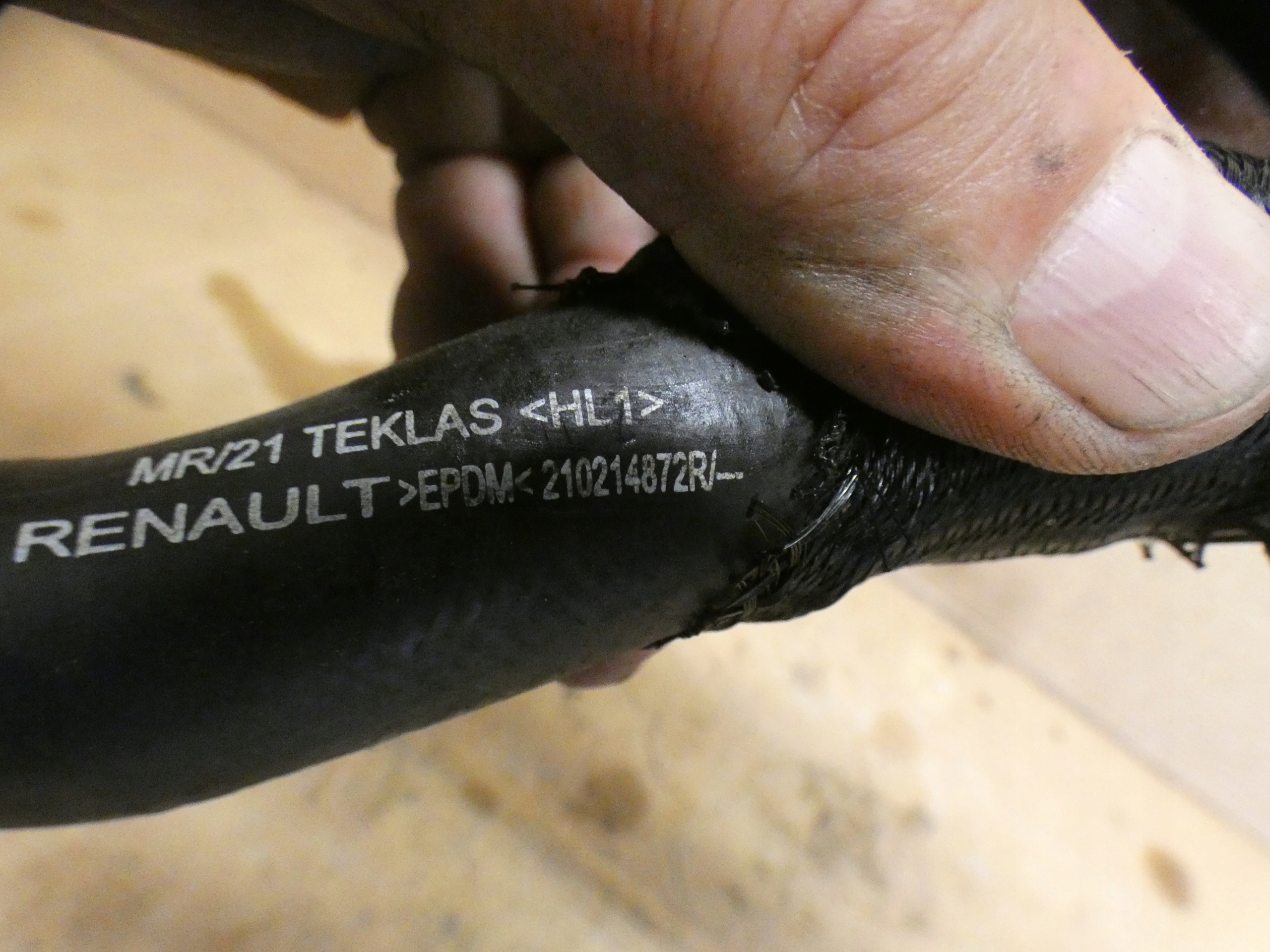 wiring hose radiator RENAULT EXPRESS 1.5 BLUE DCI 210214872R