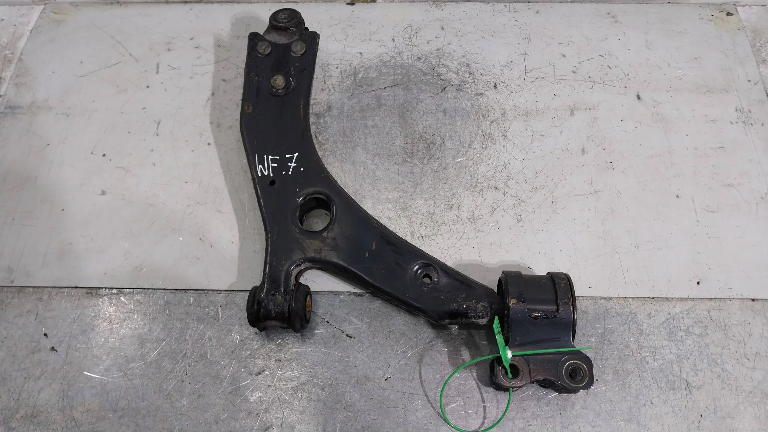 arm left front FORD FOCUS MK2 C-MAX MK1 STAN as for ZDJECIACH