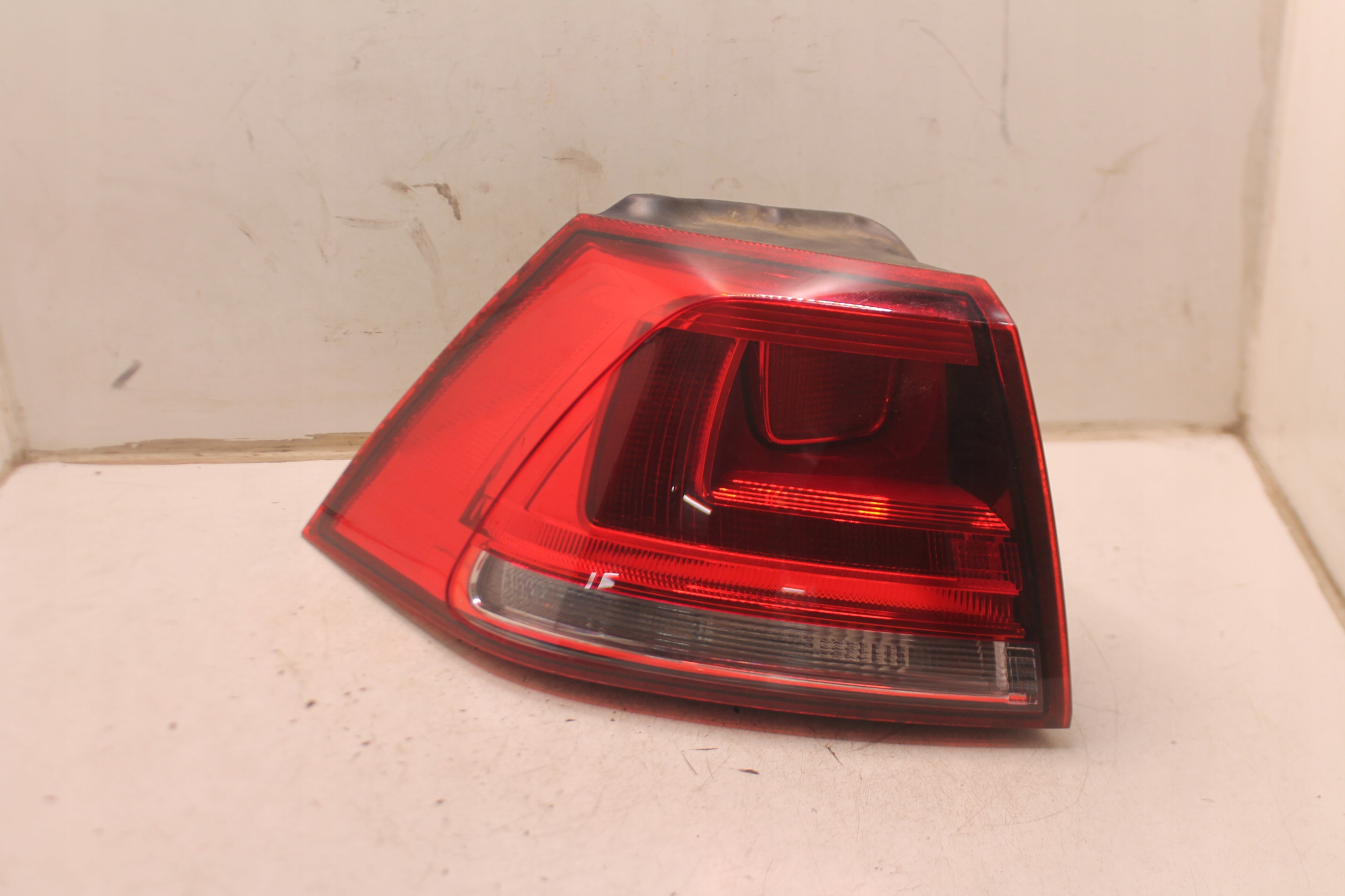 light left rear part left rear 5G0945095M VW GOLF VII HATCHBACK 12-16