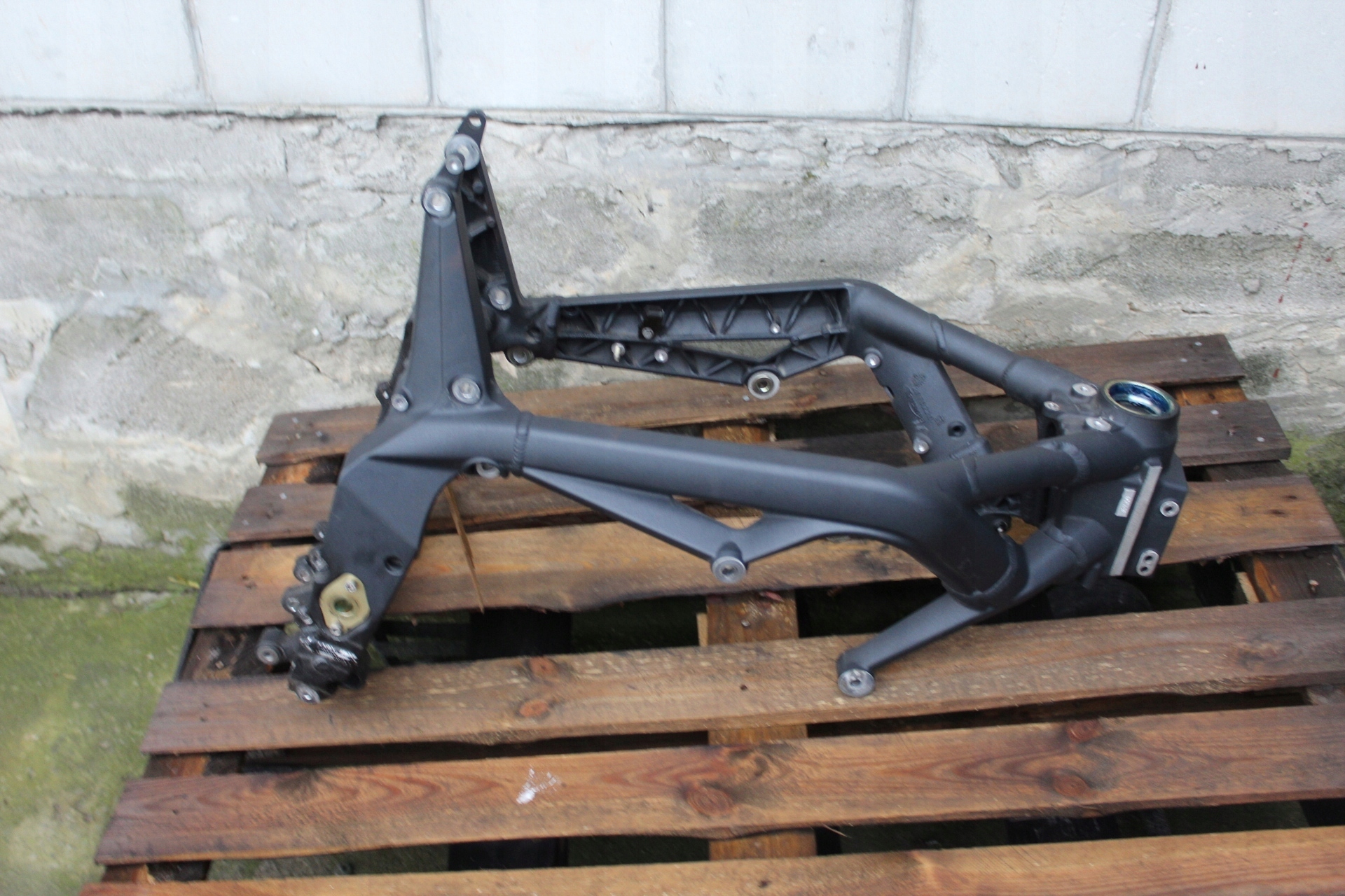 TRIUMPH STREET TRIPLE 675 07-12 КАДР 2008 ДОКУМЕНТ