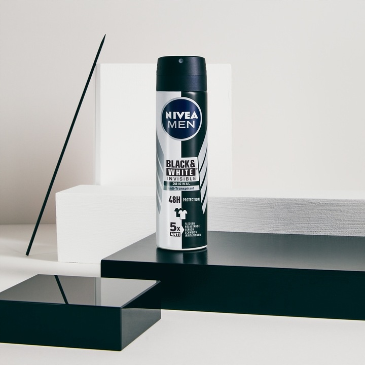 NIVEA MEN BLACK & WHITE INVISIBLE ORIGINAL ANTYPERSPIRANT W SPRAYU 150 ml Marka Nivea Men