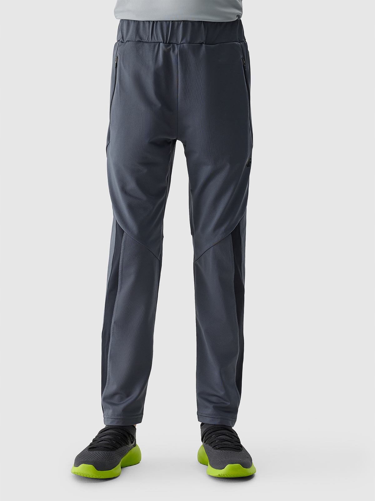 4F SPODNIE SPORTOWE CHŁOPIĘCE TRENINGOWE SZYBKOSCHNĄCE SS24 Rozmiar (new) 146