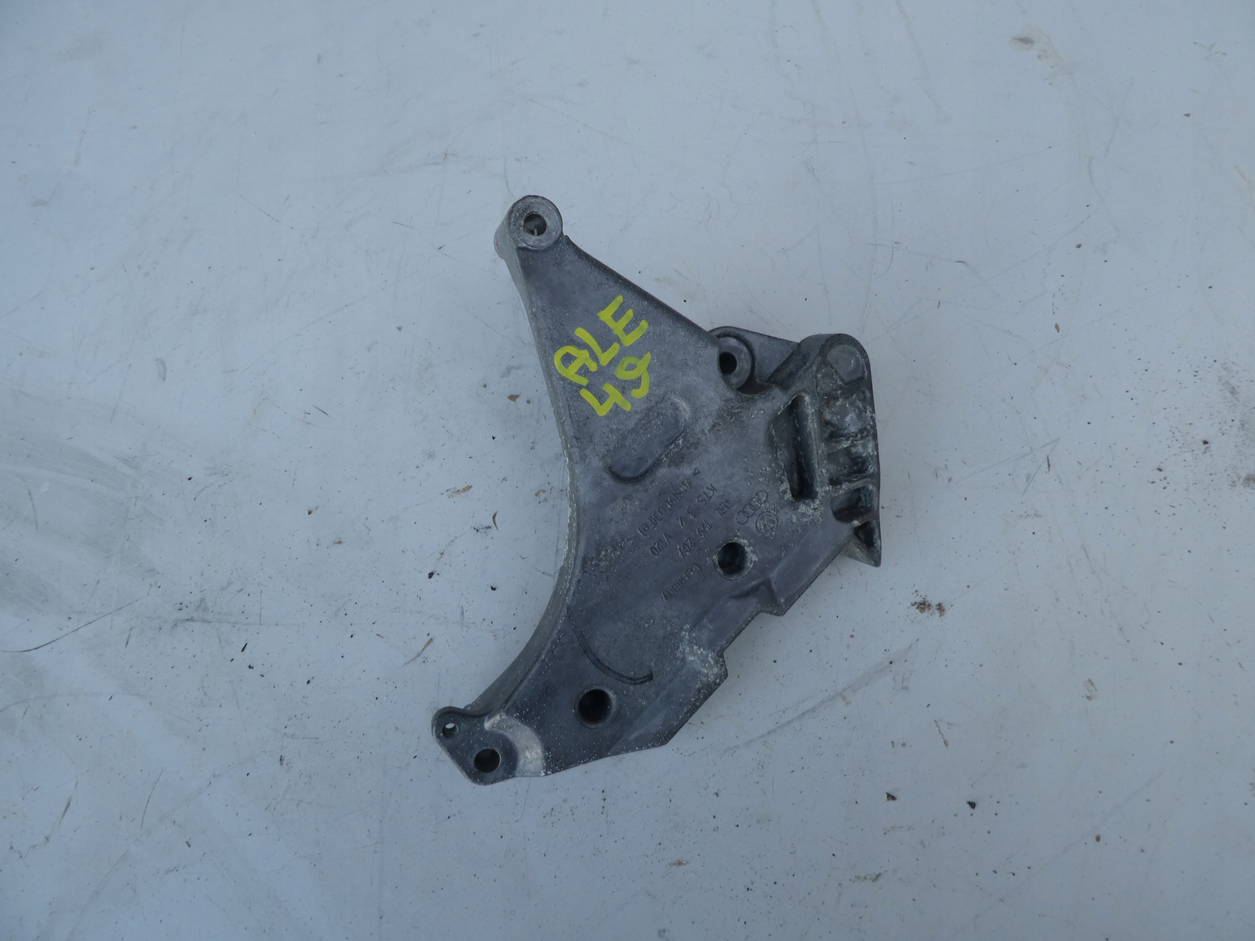 holder engine mount VW TOURAN 2.0 TDI 03L199207