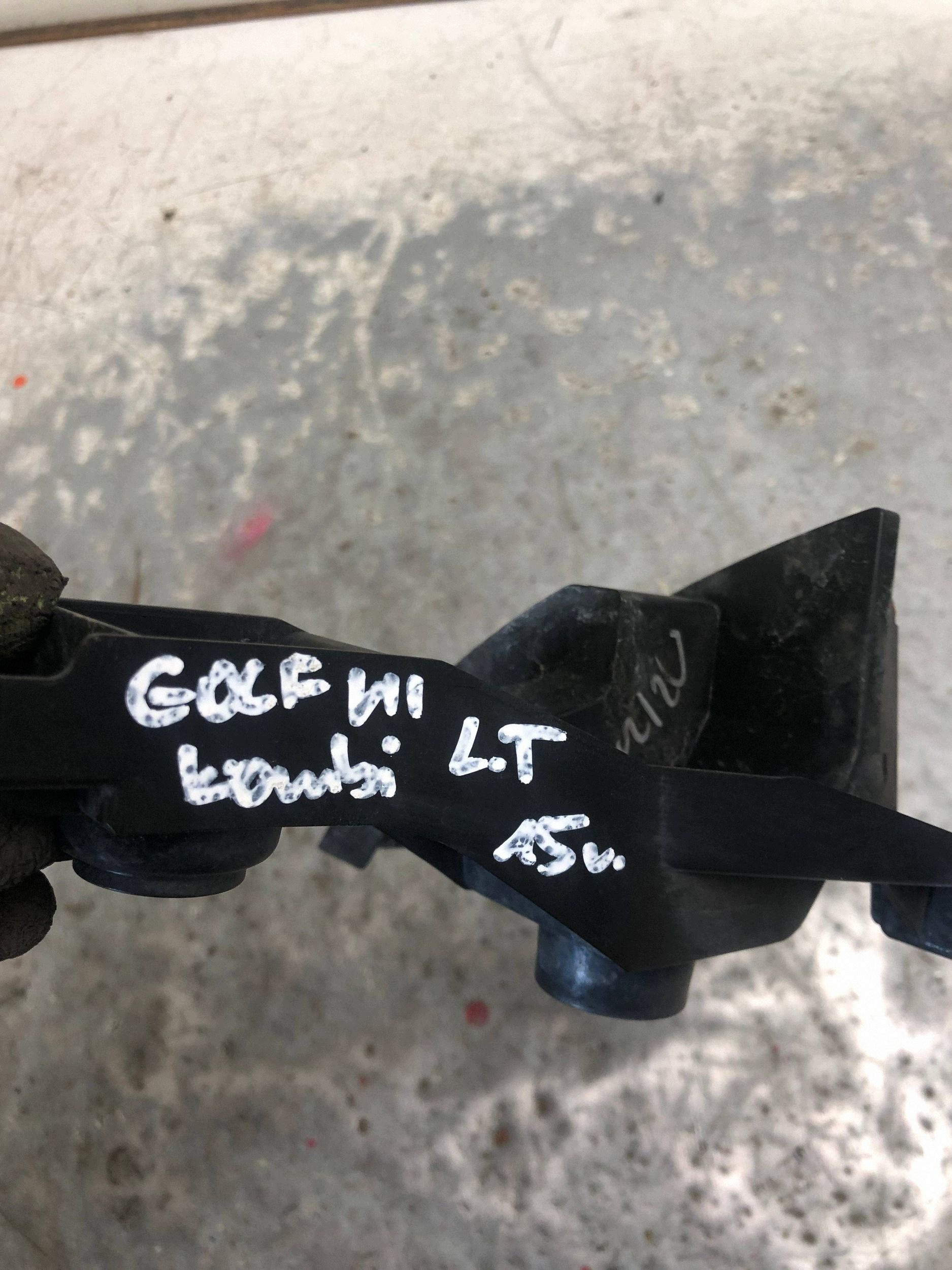 bumper bracket left rear part VW GOLF VII KOMBI 5G9807393A
