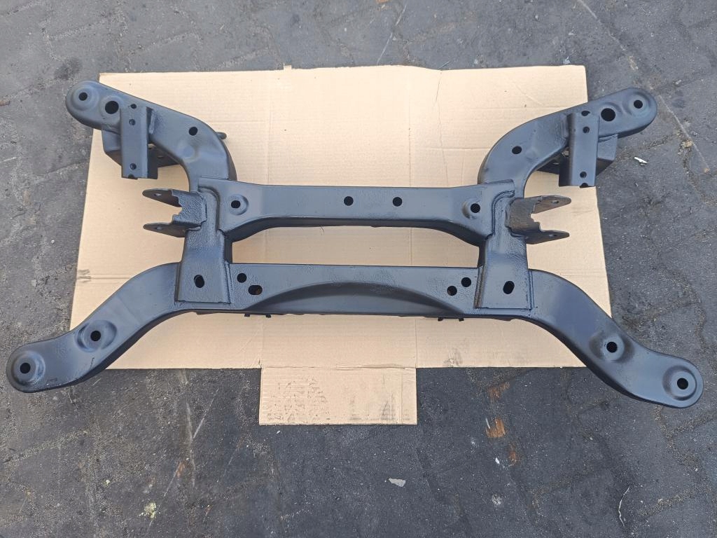SANKI BELKA TRAWERS TYŁ TYLNA OPEL INSIGNIA A SEDAN KOMBI HB