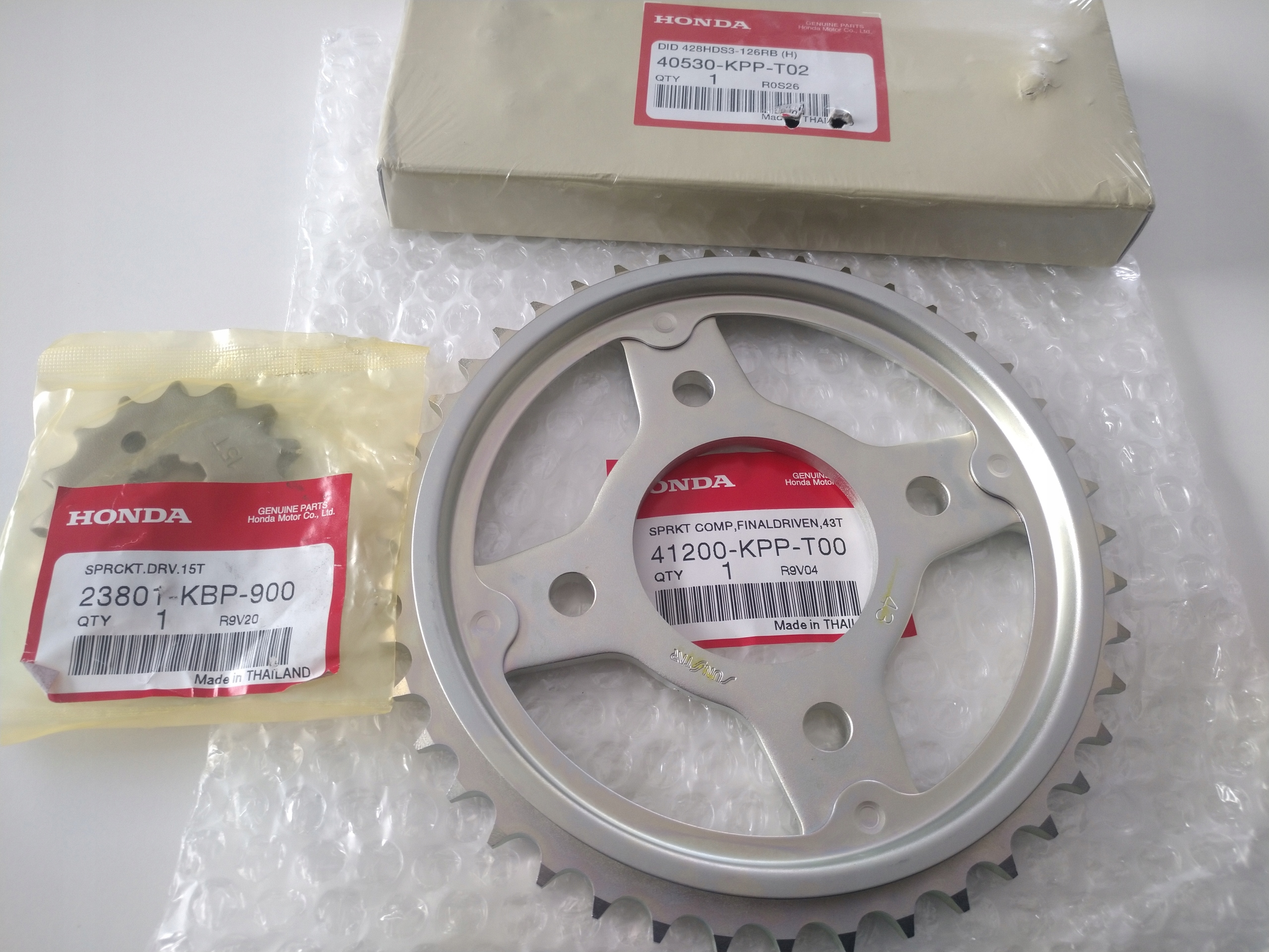 

Honda Cbr 125 JC50 napęd łańcuch zębatka przód tył