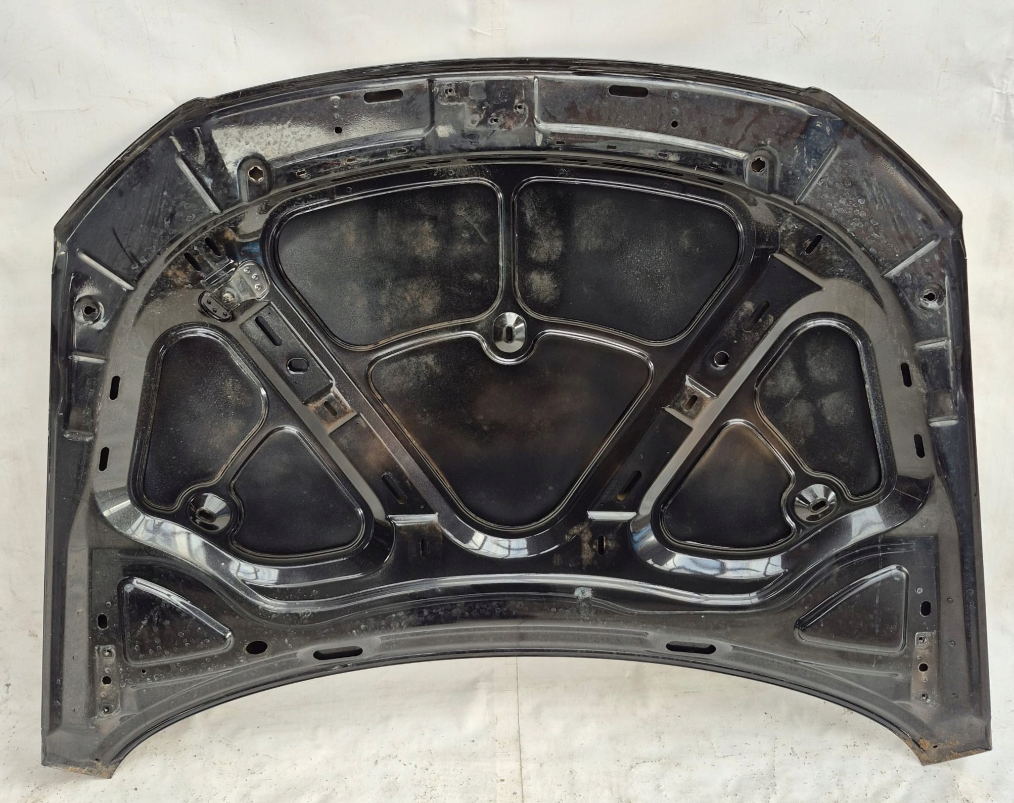 VW PASSAT B6 05-10 bonnet