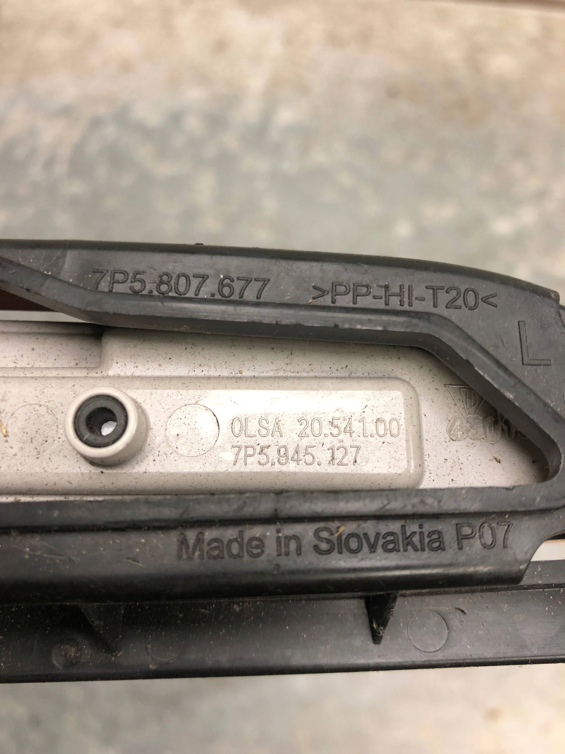 indicator LED left front PORSCHE CAYENNE 7P5945127 7P5807677