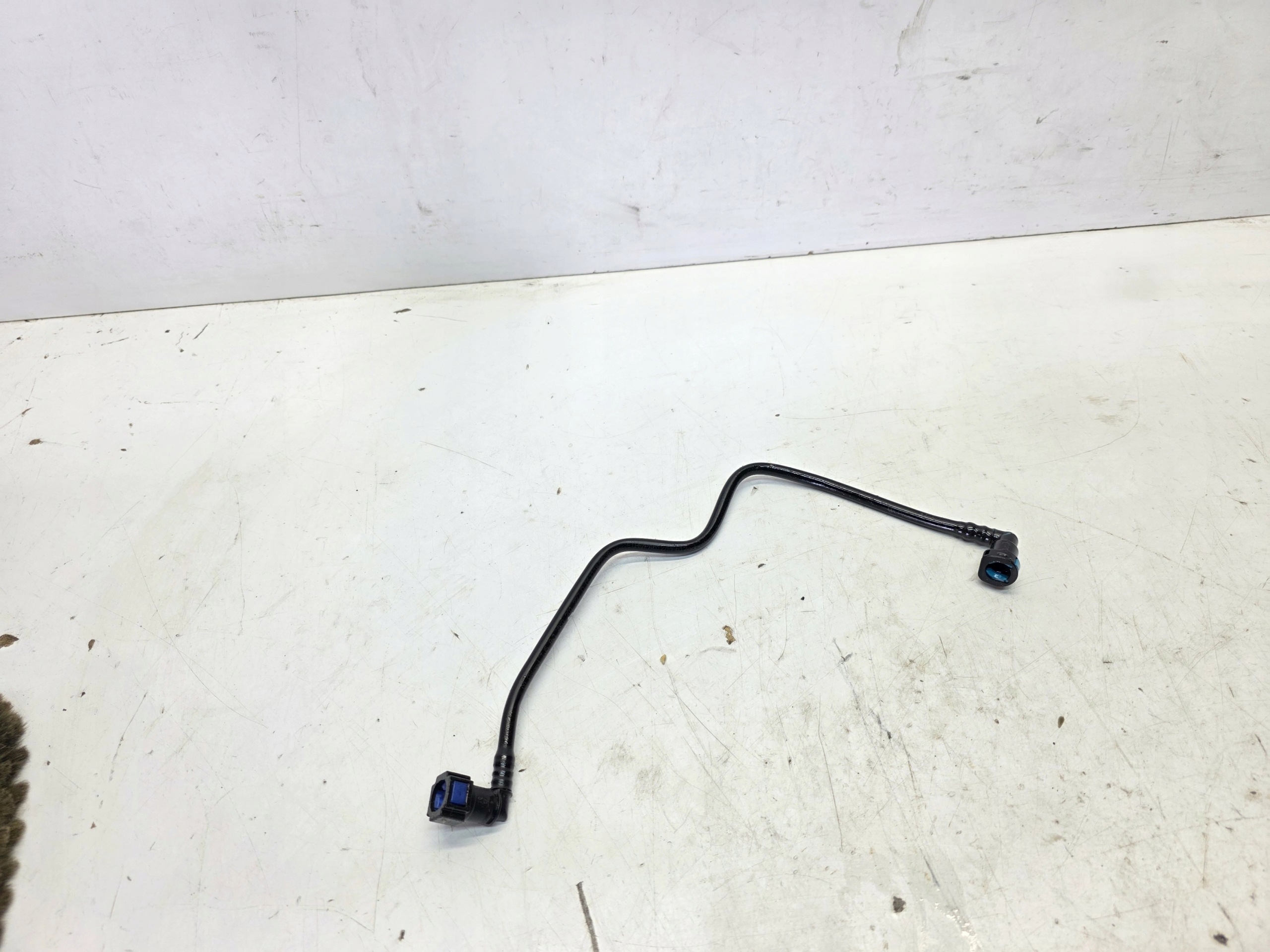 hose fuel line AUDI A6 C8 3.0 TDI 4K0201227D
