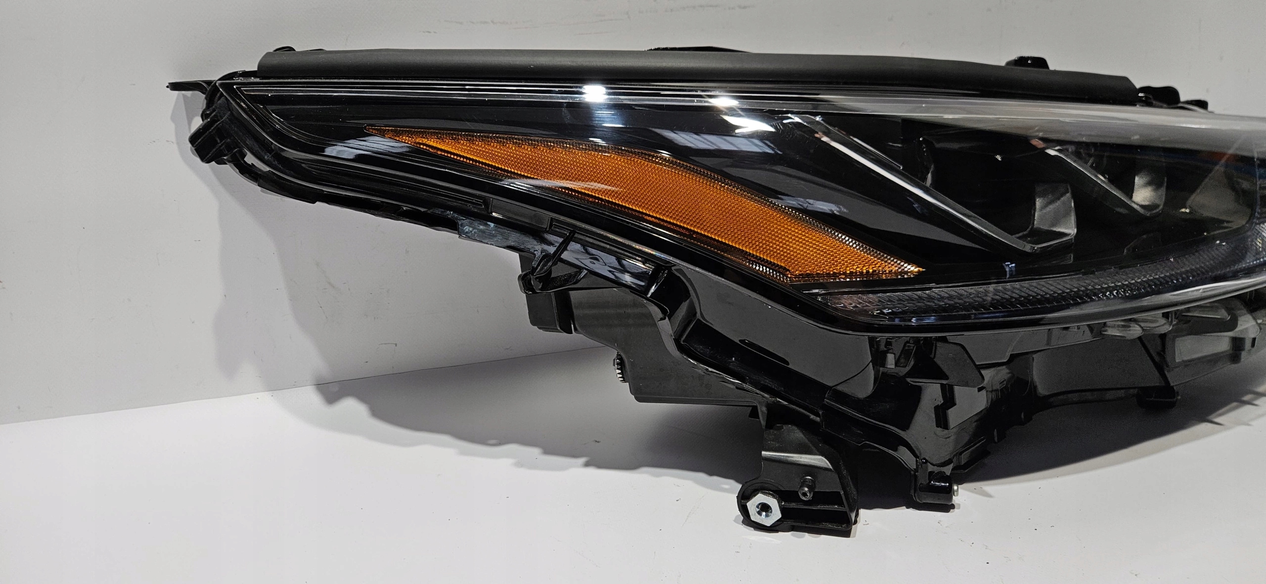 light right front FULL LED TOYOTA HIGHLANDER IV 19- original 10000-8A06K