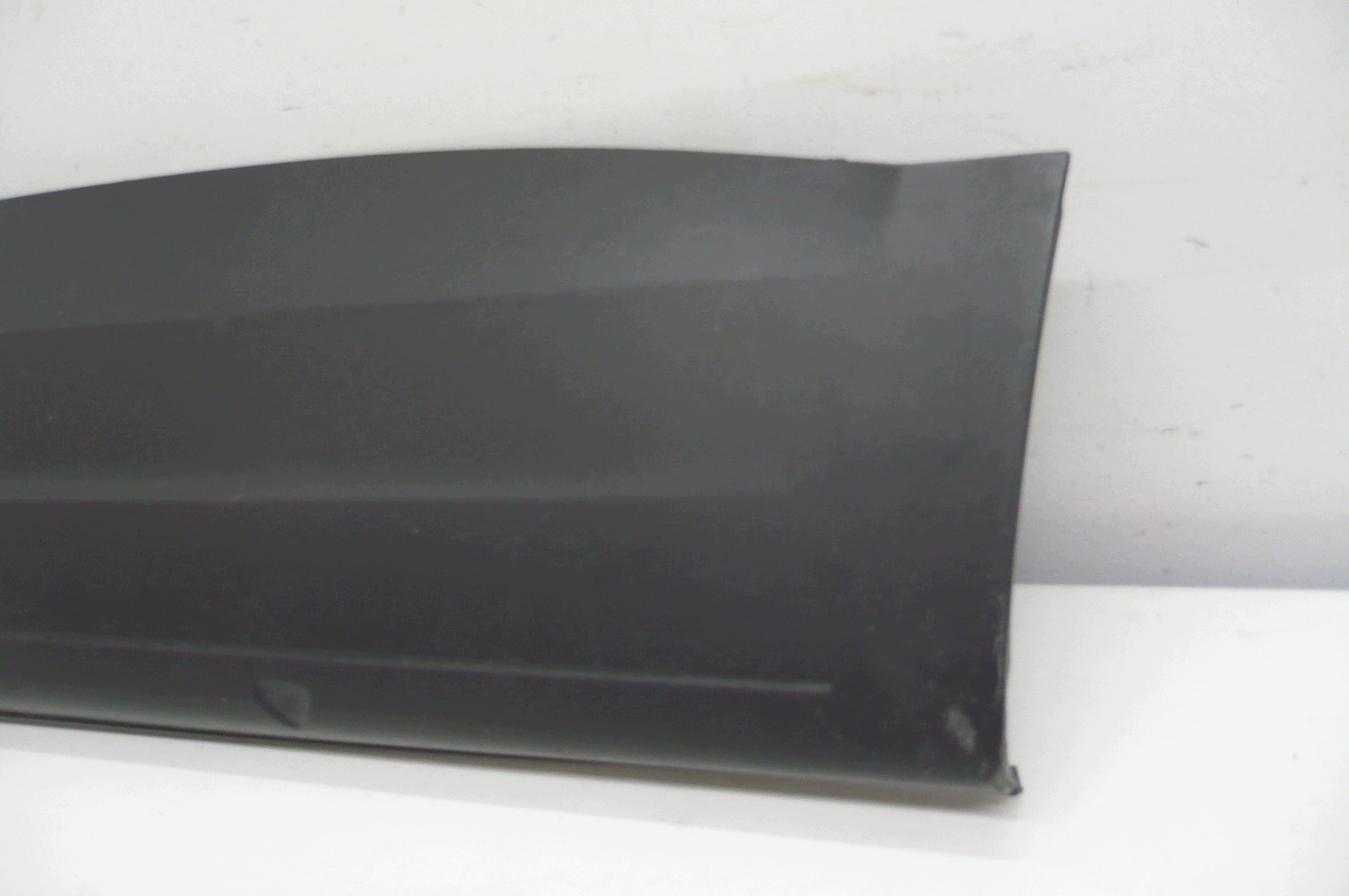 VW TIGUAN and 07- moulding door left rear part