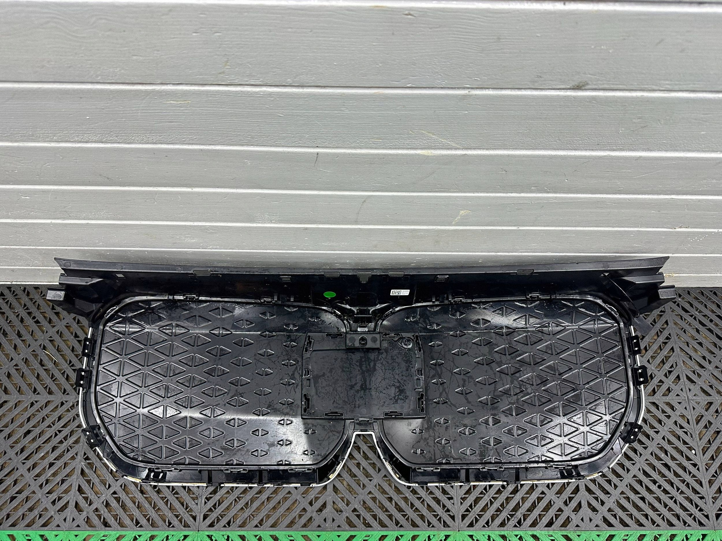 maska chladiče (maska) BMW X1 U11 5A7D664