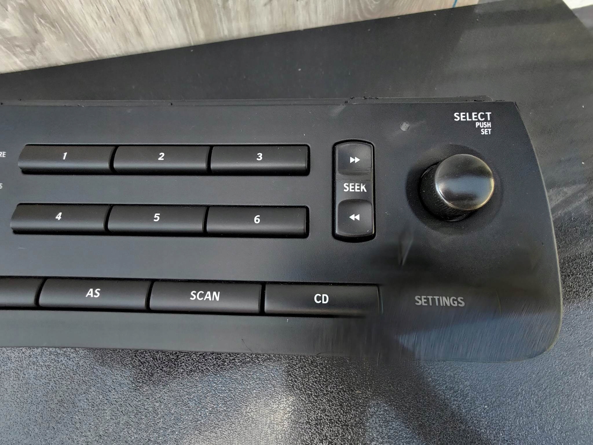 Radio CD SAAB 9-3 II 93 nr 12768217 ICM1 02-07 r. Producent części Saab OE