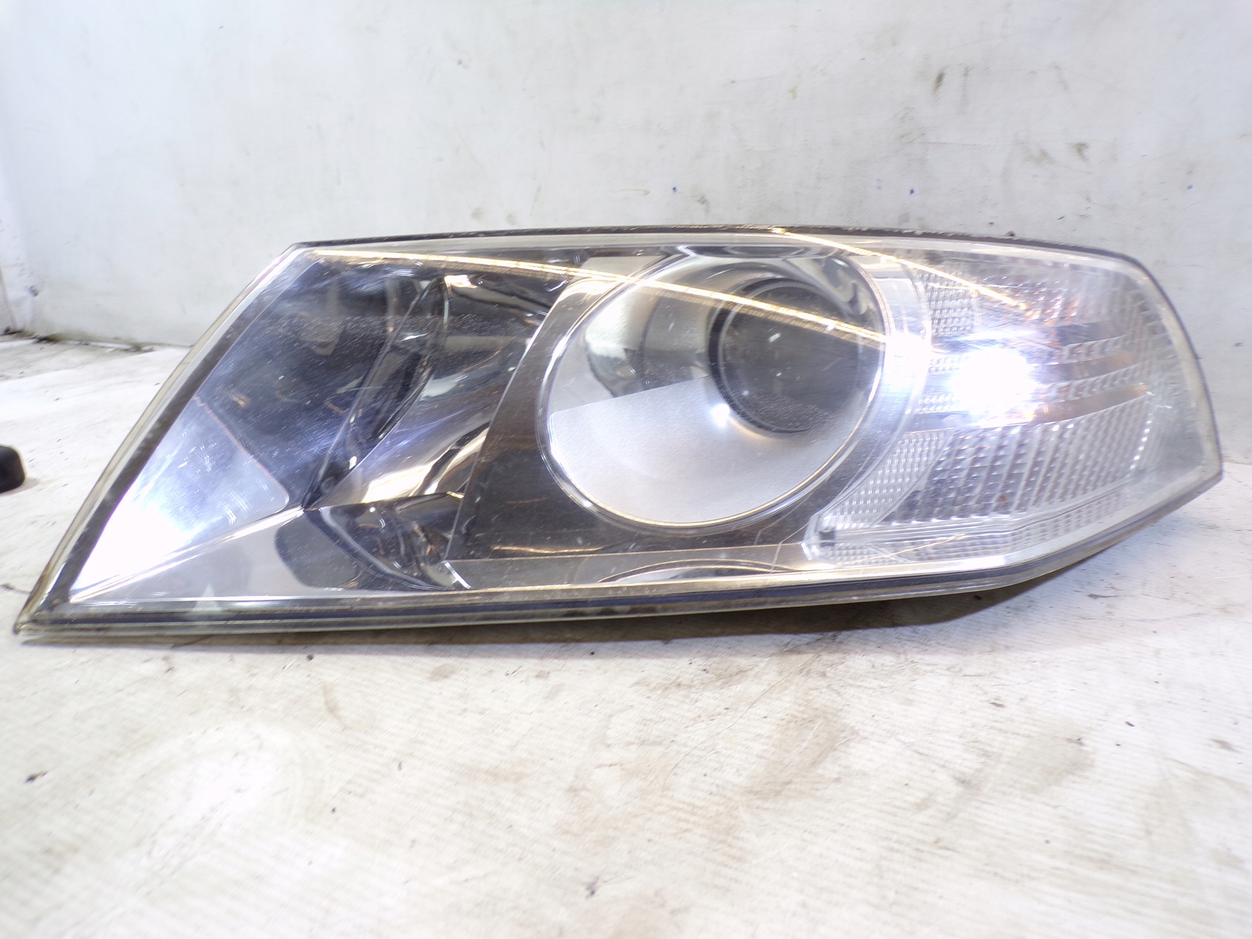 light front front left SKODA OCTAVIA 2 II lens (4) (K)