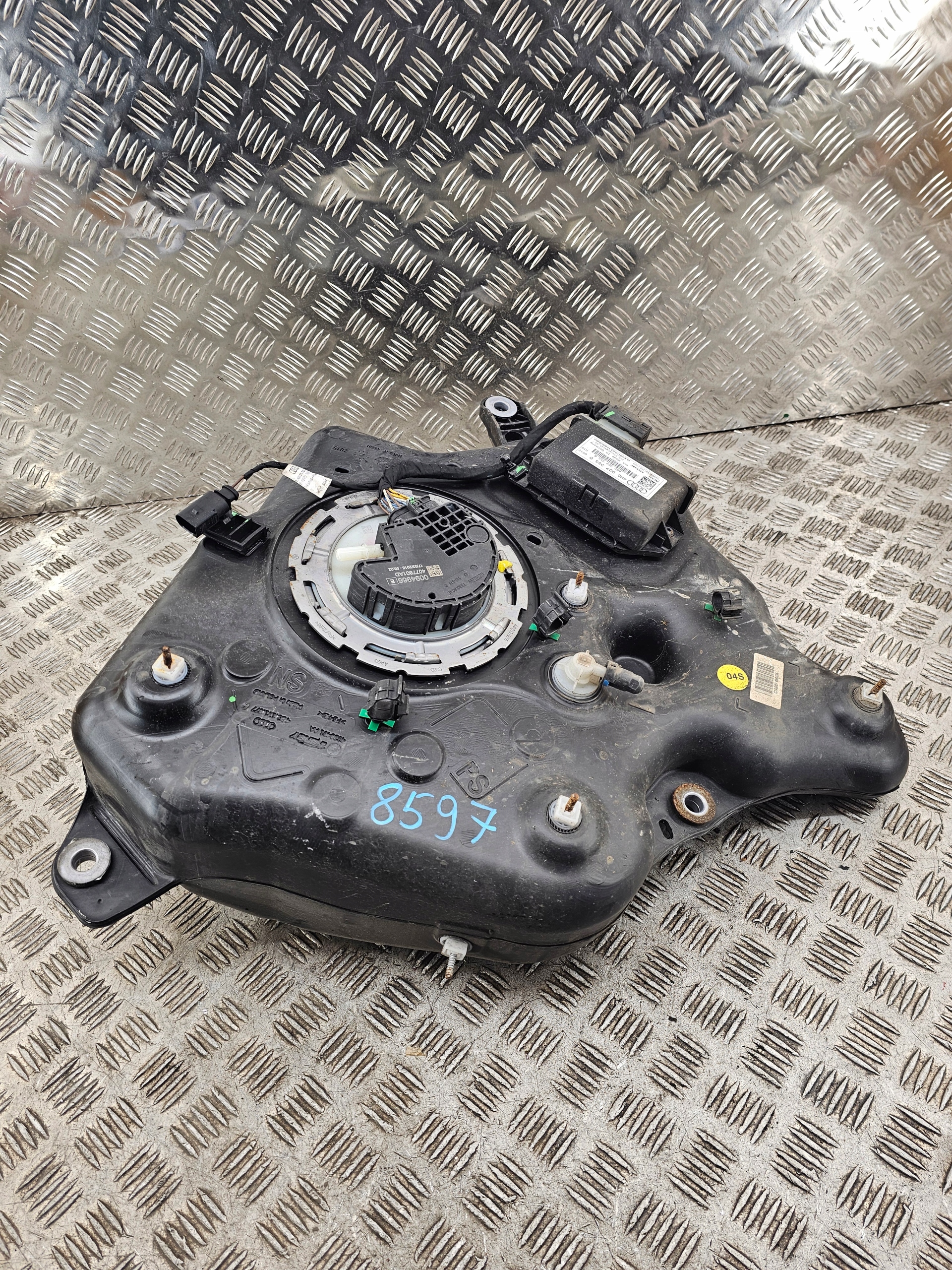 serbatoio ADBLUE AUDI A6 C7 2.0 TDI modulo ADBLUE