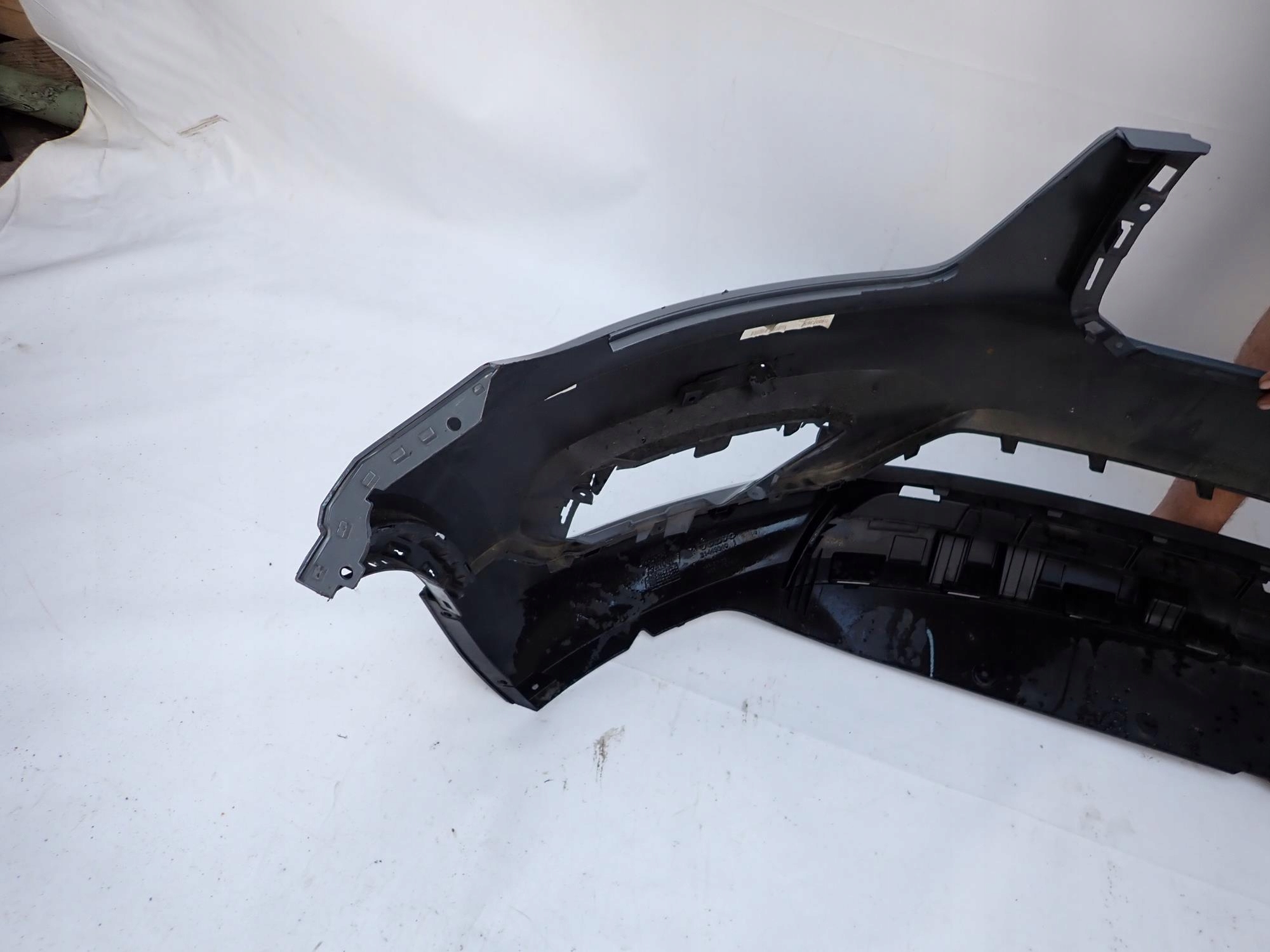 VOLVO XC40 17-22 bumper front front PDC
