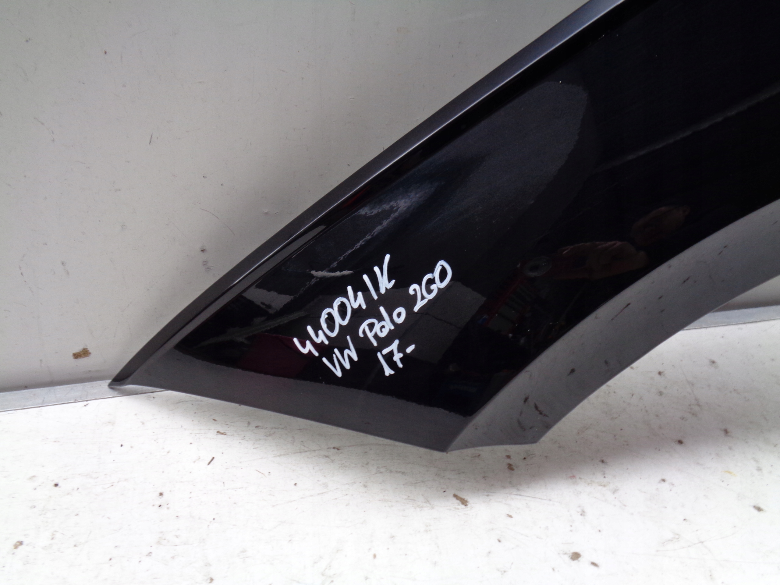 fender left front VW POLO 2G 2G0 17- NR 44004