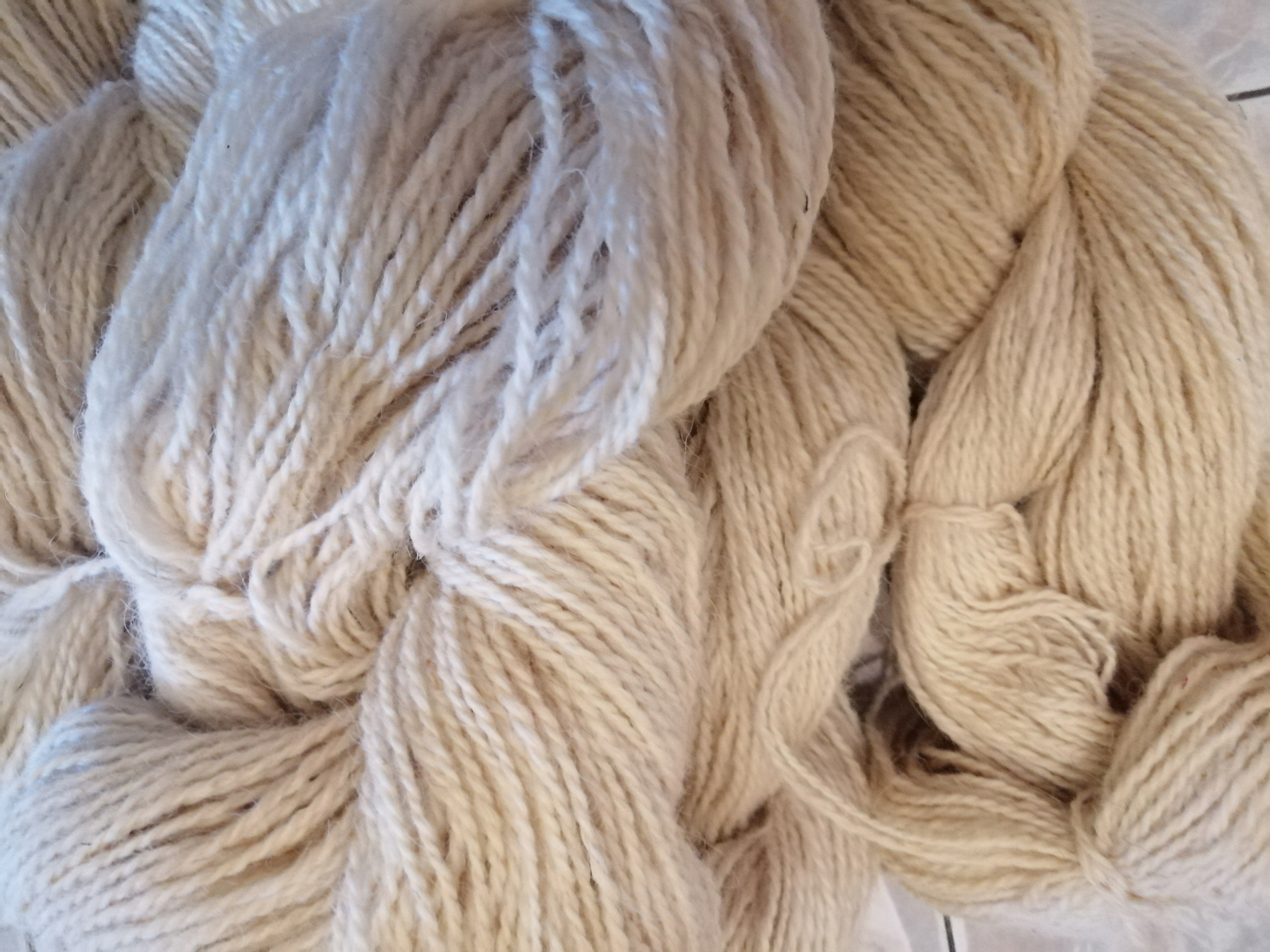 Ovčí vlna-berání 100%, příze, nejlevnější 0,5kg