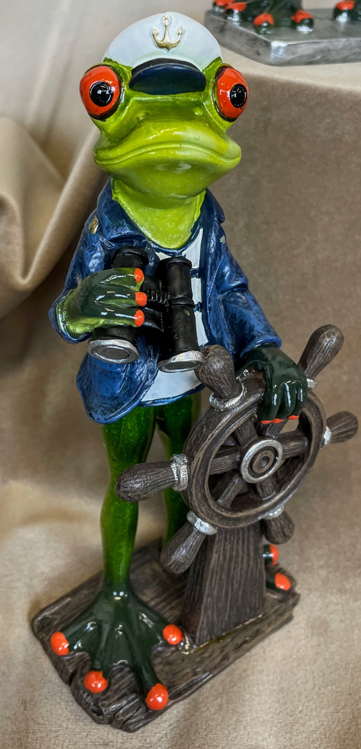 FIGURKA ŻABA ŻEGLARZ STERNIK Kod producenta 159190