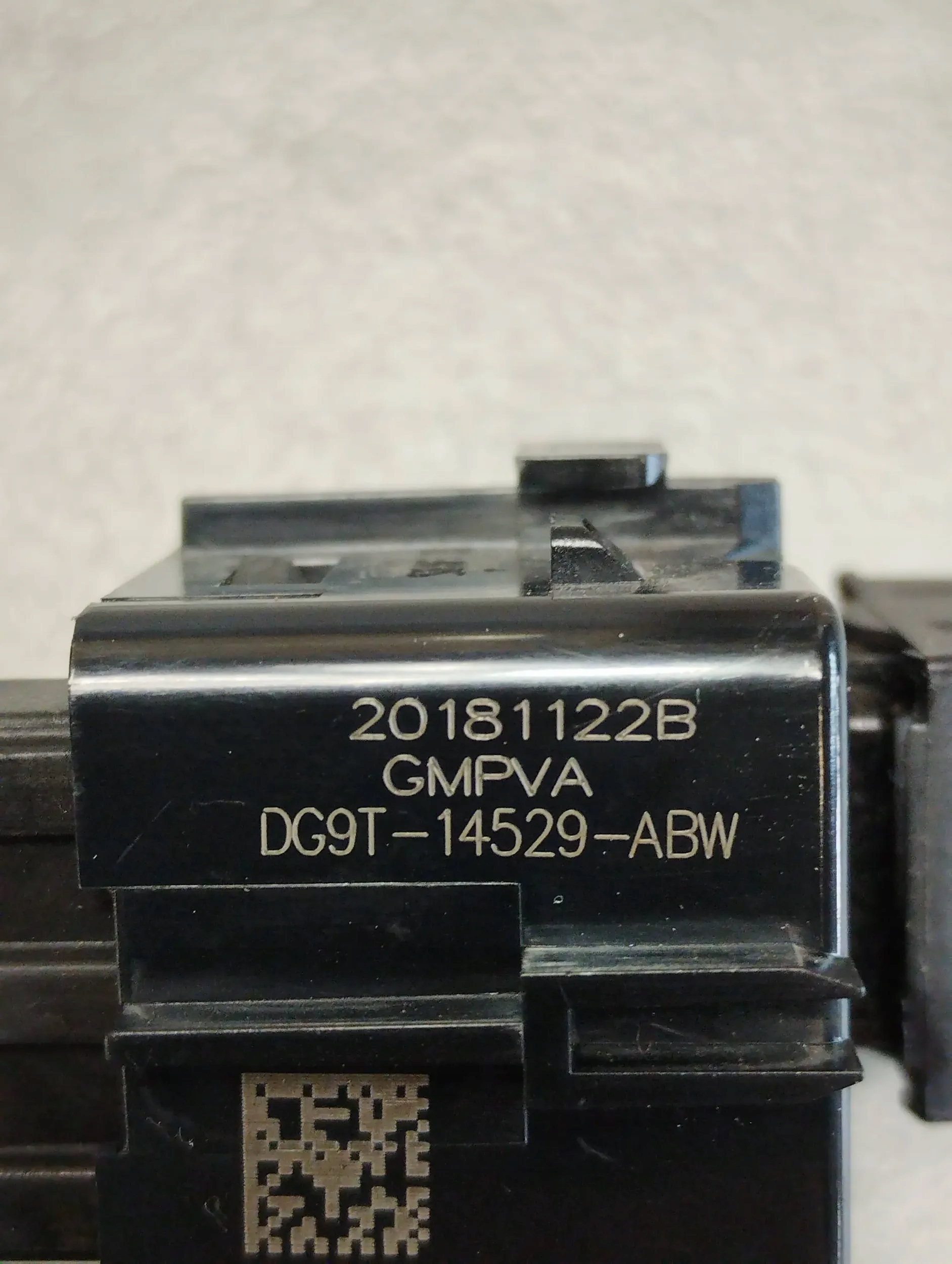 Ford Mondeo MK5 switch windows DG9T-14529-ABW