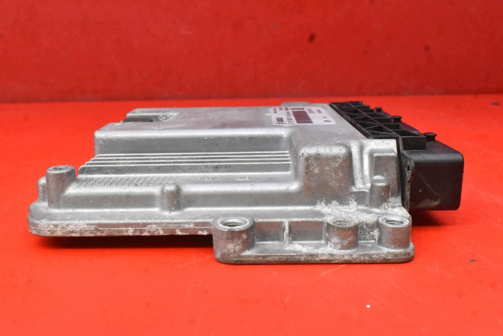 control unit computer of the engine 237106319R RENAULT CLIO 4 IV 1.5 DCI 75 KM 12-20