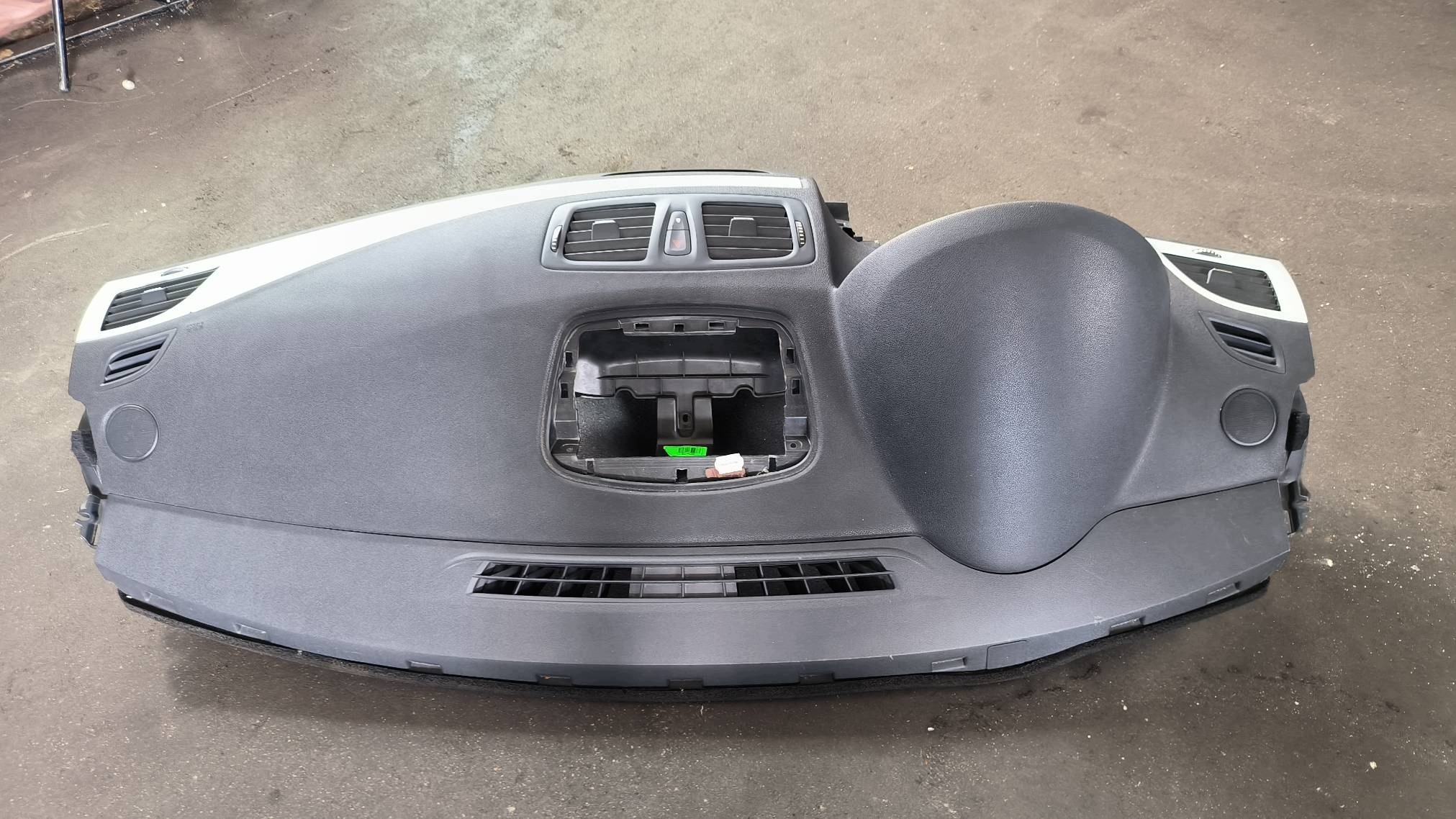 dashboard cockpit RENAULT MEGANE III
