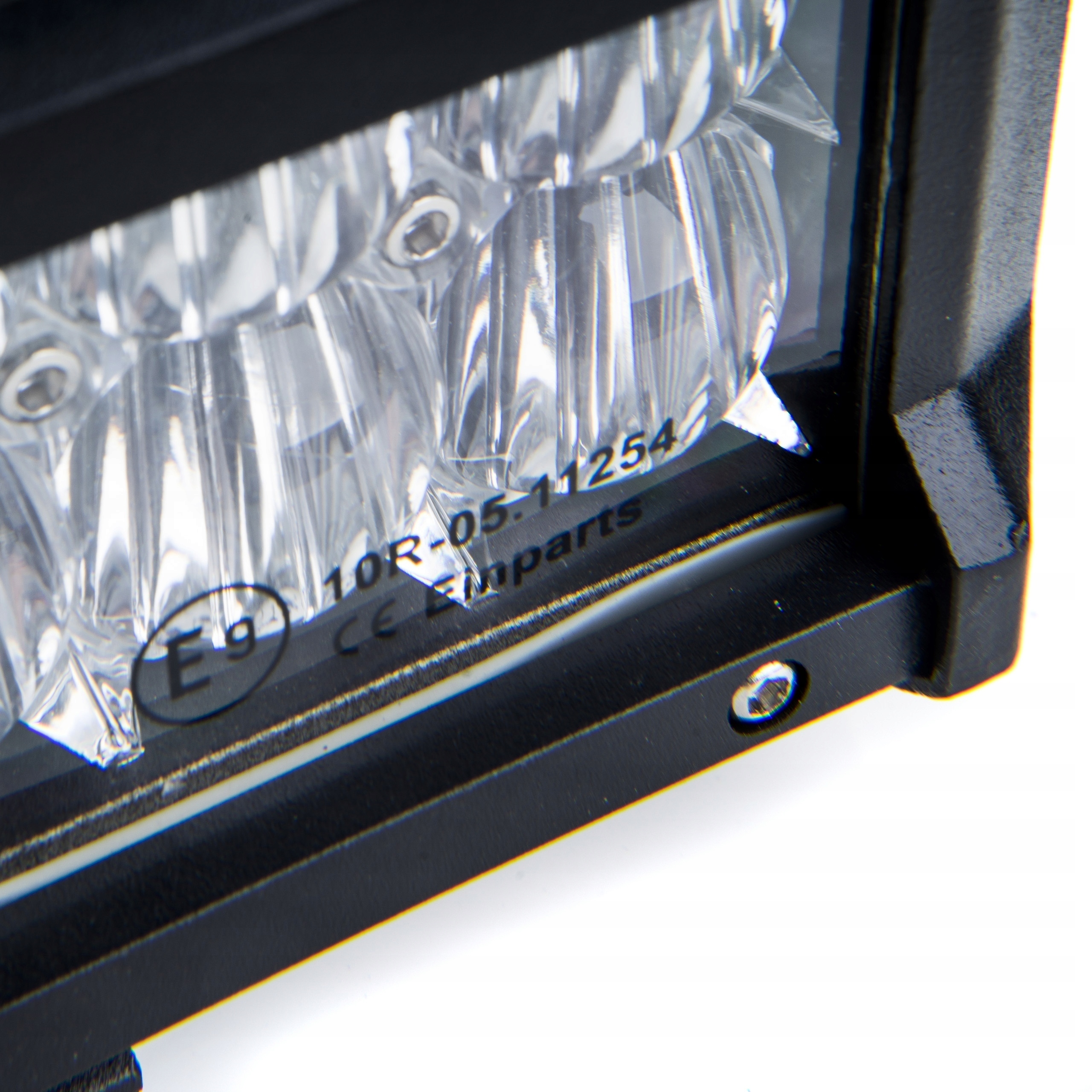 LAMPA LED HALOGEN ROBOCZY 84W 5D COMBO OFF-ROAD Typ maszyny Dźwig, żuraw, podnośnik Generator (agregat) Koparka Koparko-ładowarka Kruszarka Ładowarka Równiarka Rozściełacz asfaltu Spycharka Walec Wozidło Zagęszczarka Inny