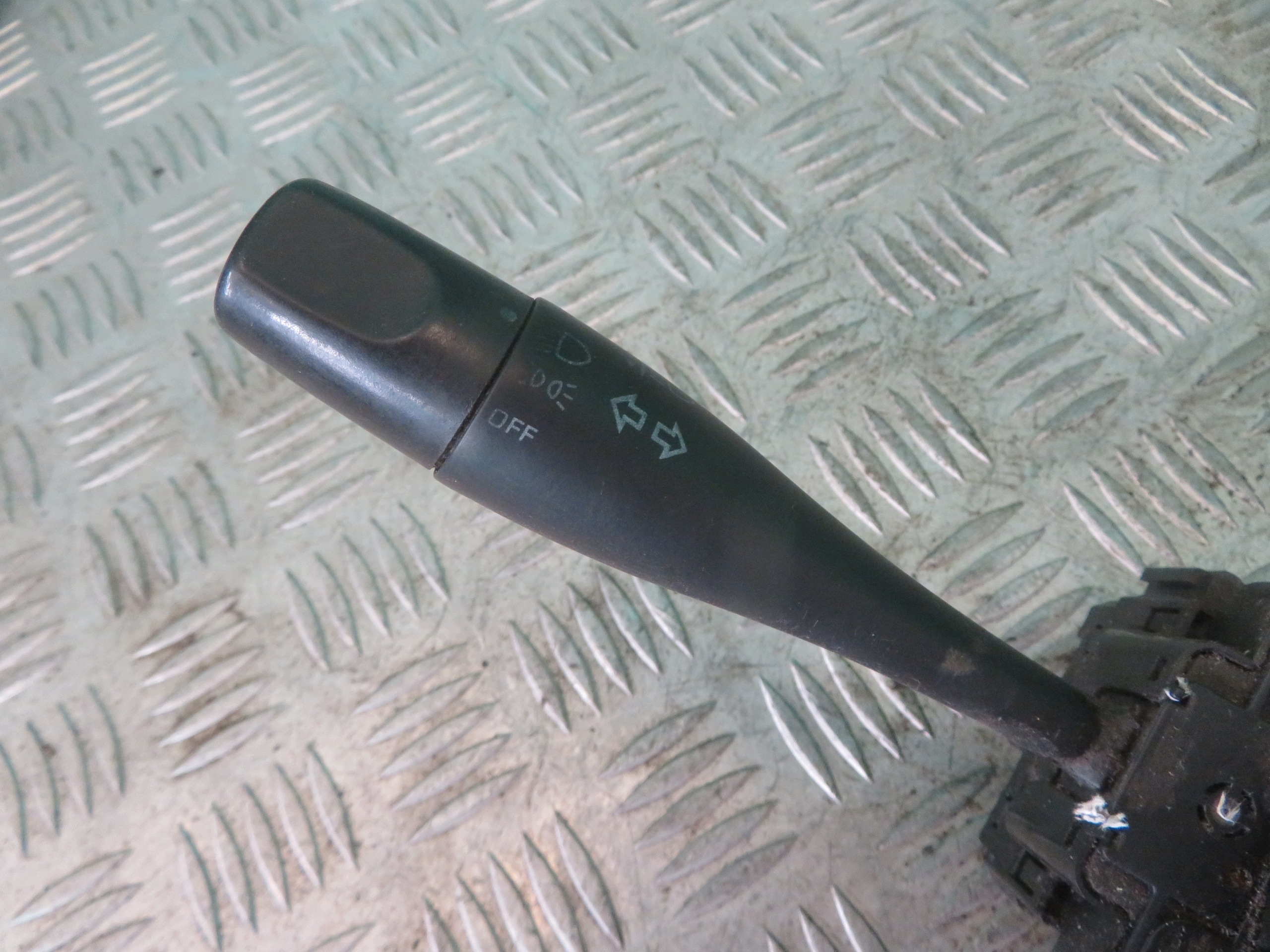 DEVIO LUCI TERGICRISTALLO TERGI NISSAN CABSTAR 07R 5T005912AA