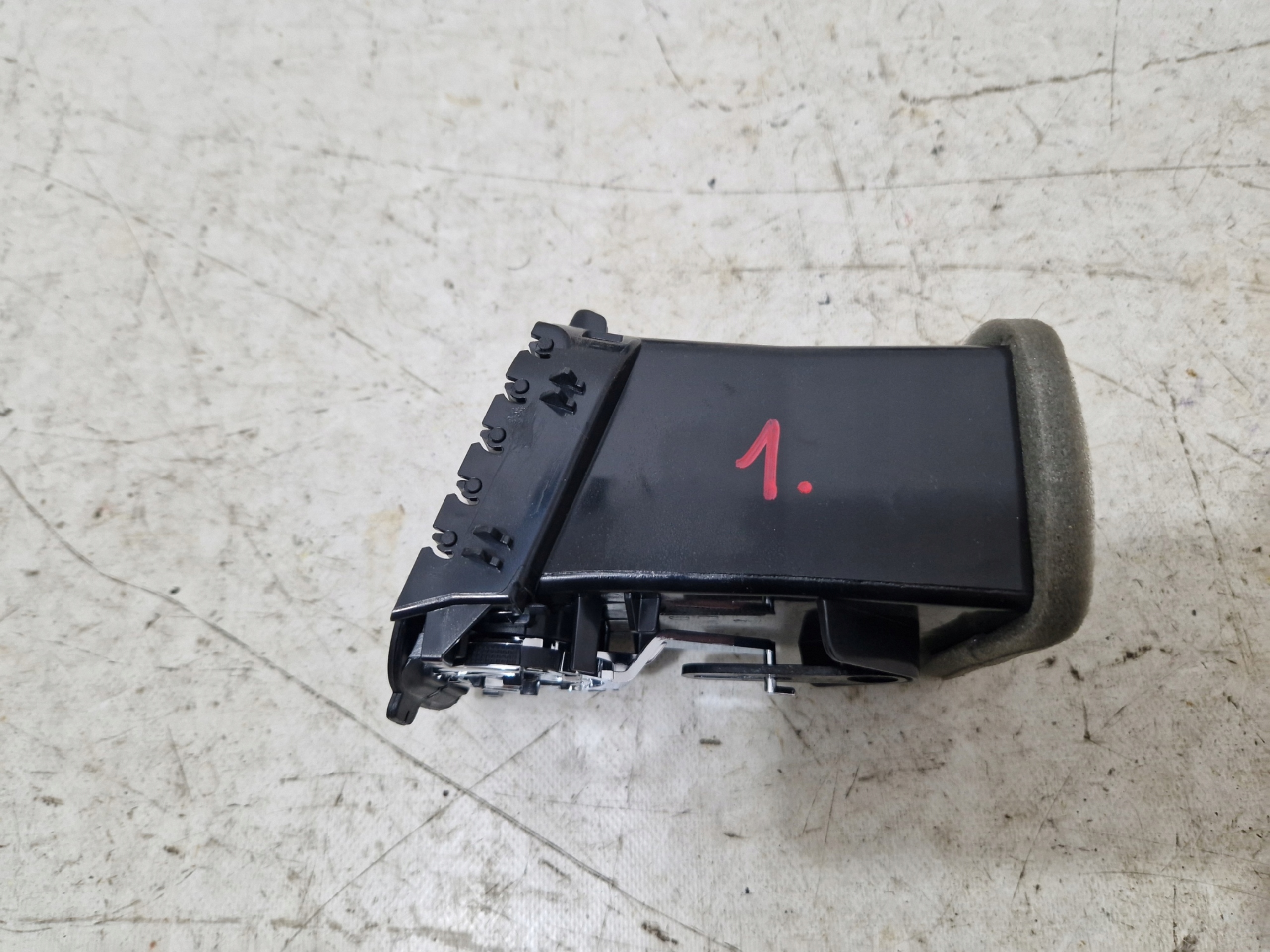 DODGE CHARGER 2019 - Bouche aération tableau bord Console du tableau de bord Bouches buses