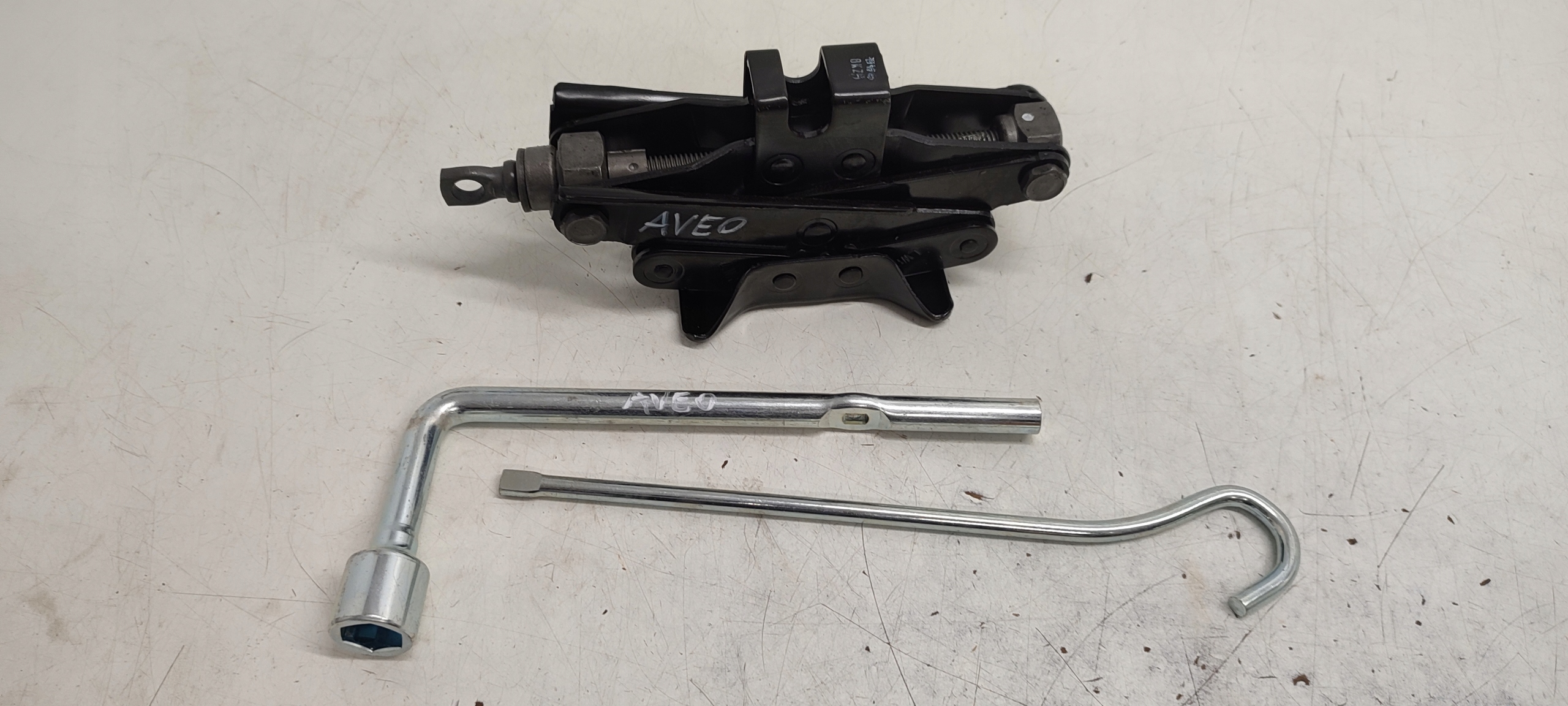 Fensterheber lock with key do der Räder Chevrolet Aveo