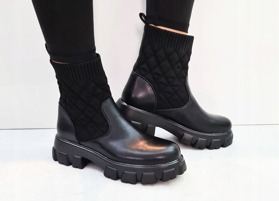 CZARNE ELATYCZNE BOTKI BUTY TRAPERY SKARPETA 41 Rozmiar 41