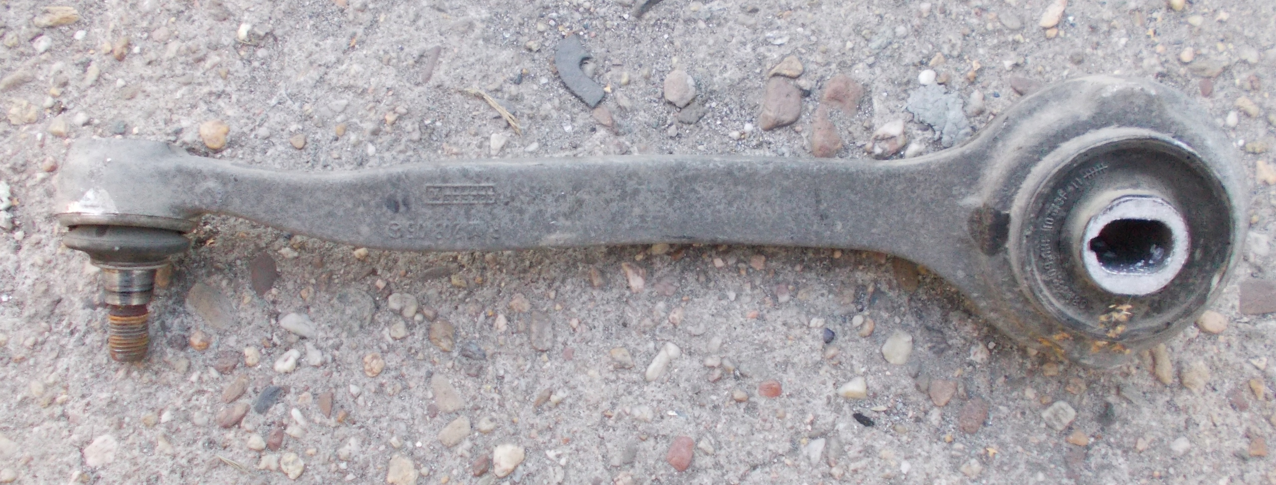 MERCEDES W204 2.2 CDI 11R arm left front