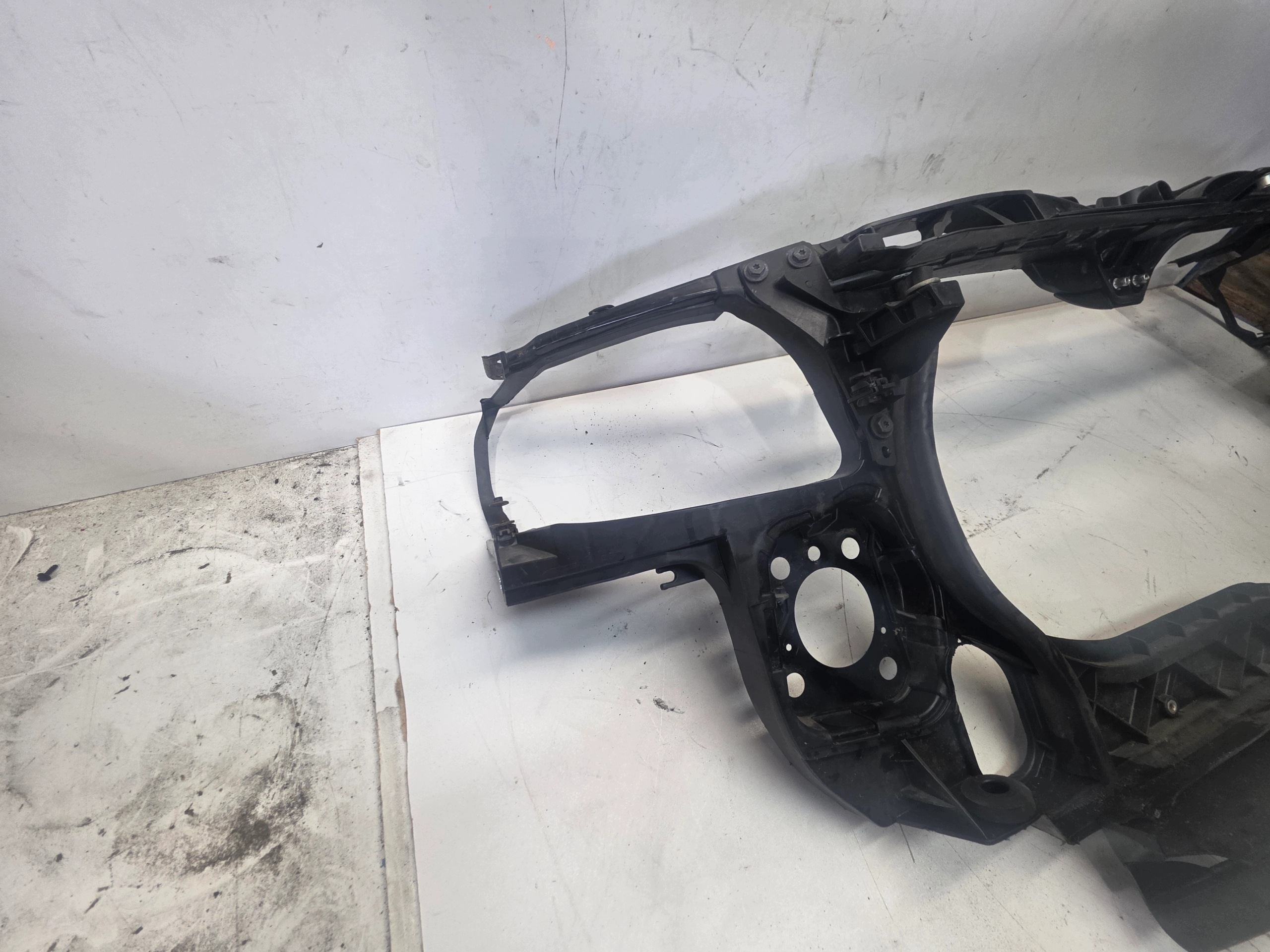 support panel for radiators unprotected AUDI A4 B7 2.5 TDI 8E0805594