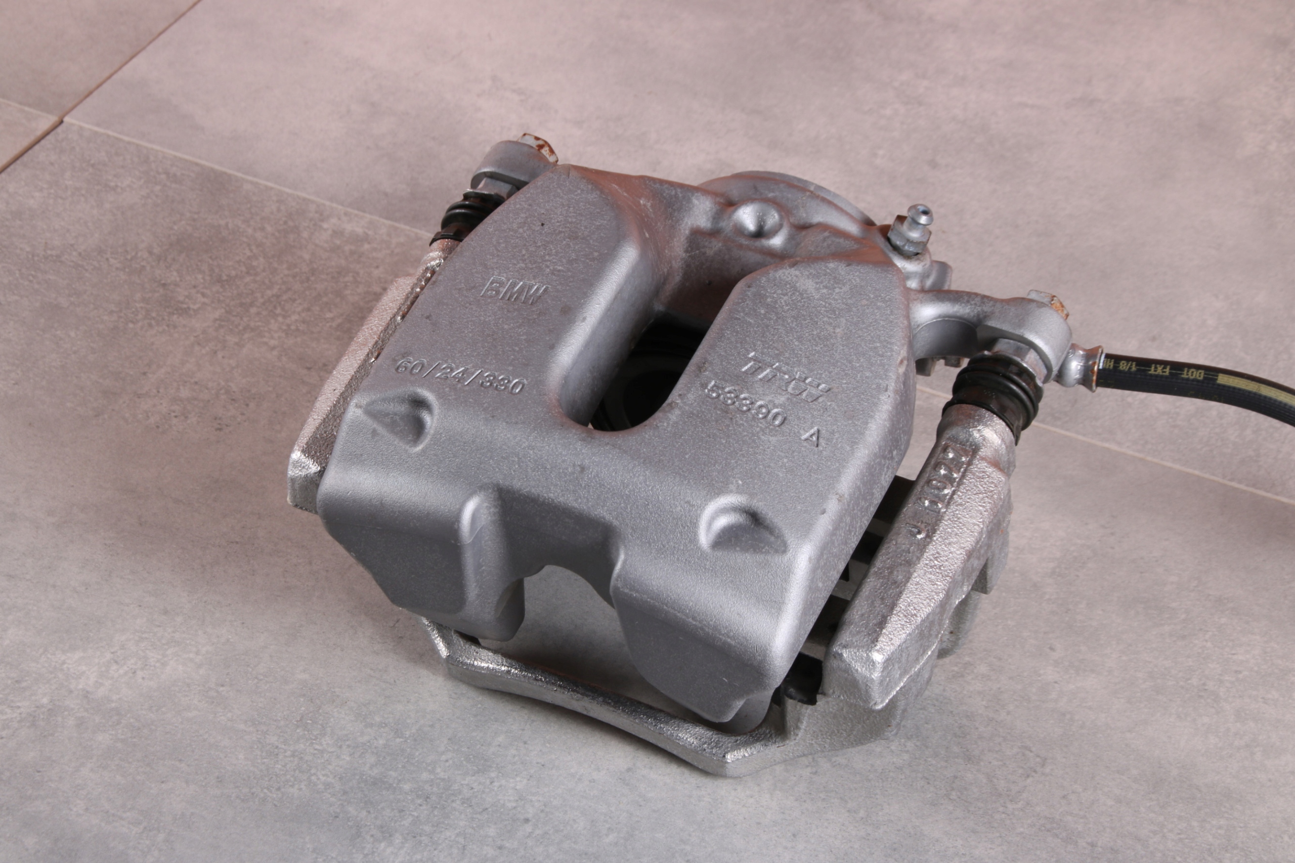 BMW G20 G21 G30 G31 caliper brake right front front 60/24/330 6872800