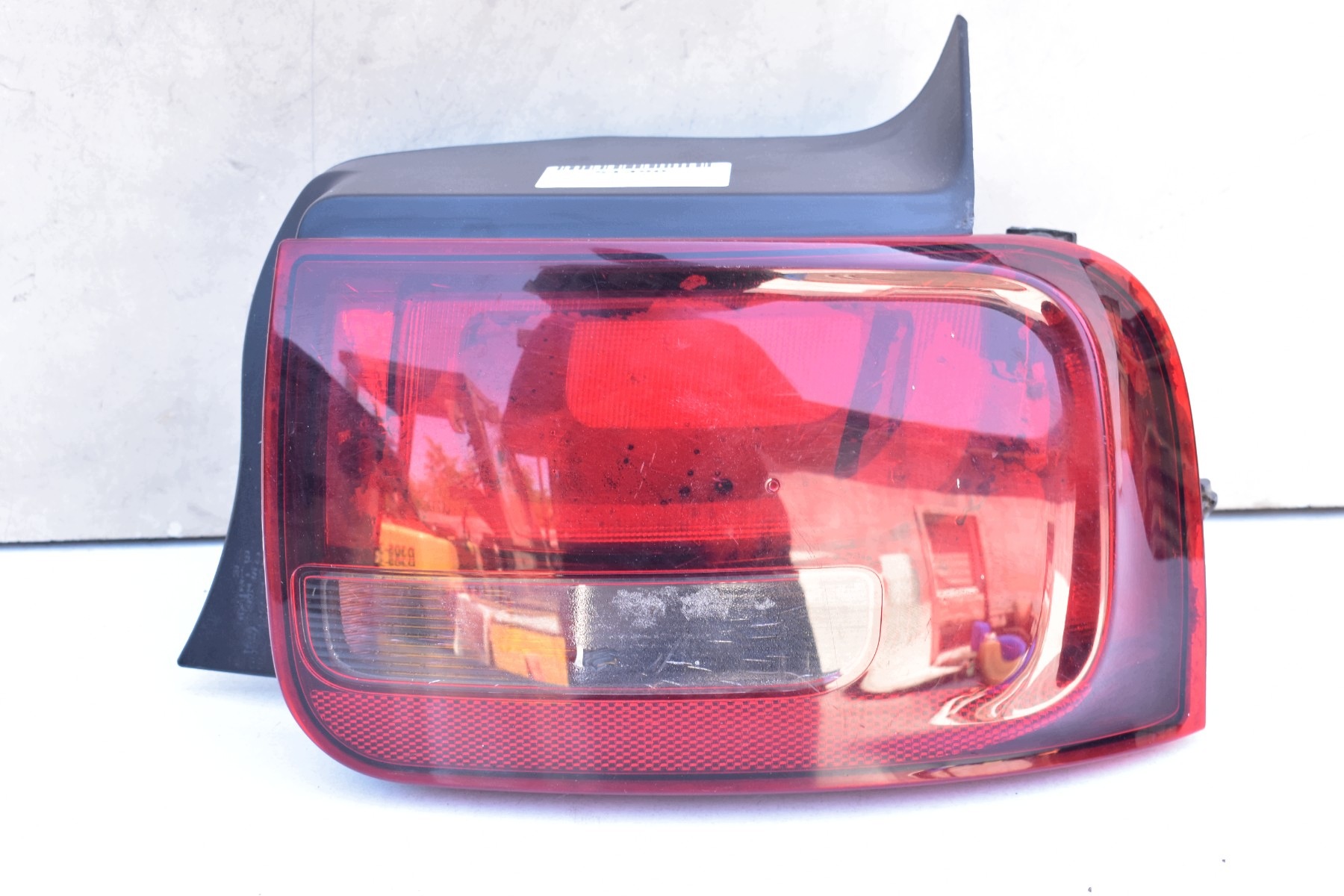 light right rear part CITROEN C4 CACTUS and 9800916280 UK