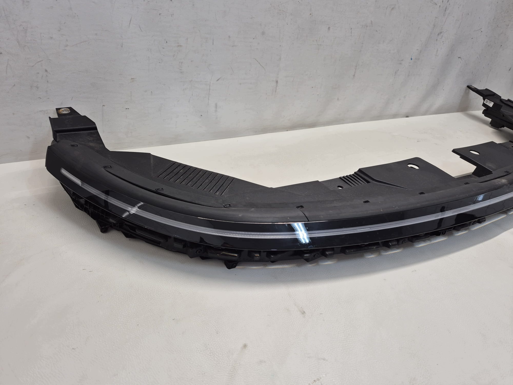 HYUNDAI KONA II 22- light front front DRL LED 92209-BE