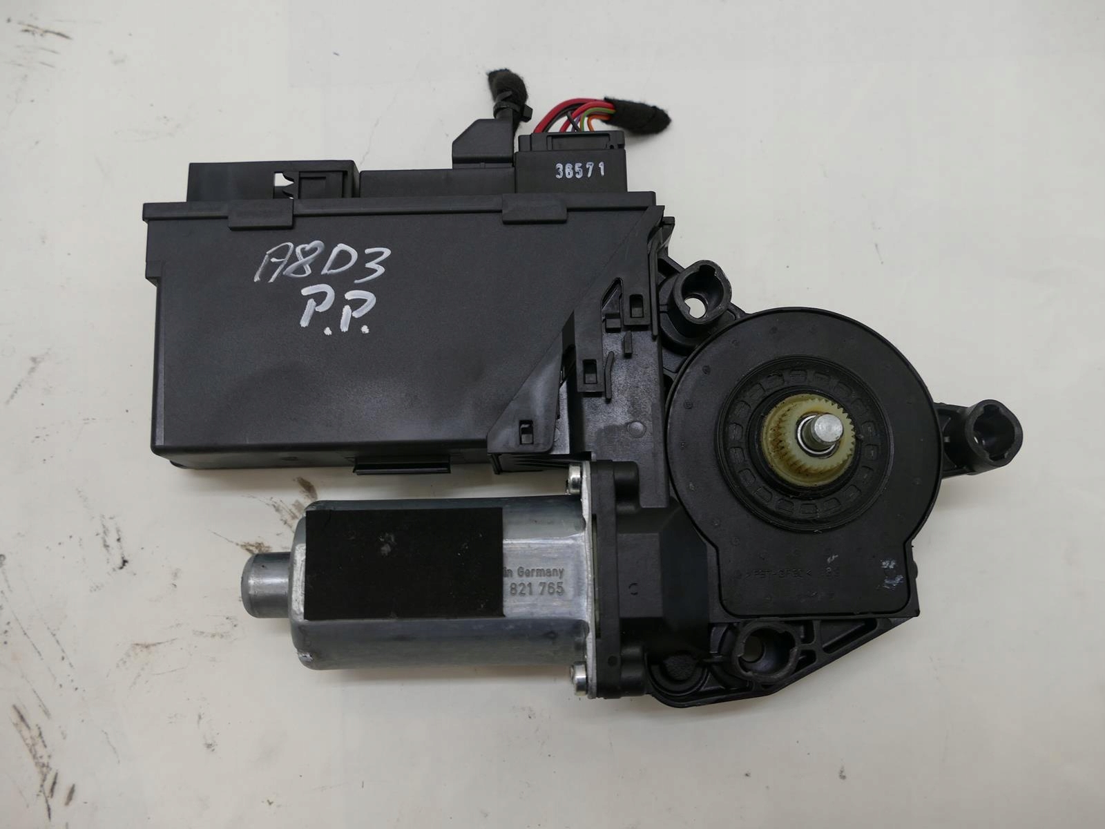 AUDI A8 D3 engine PODNOSNIKA windows right front