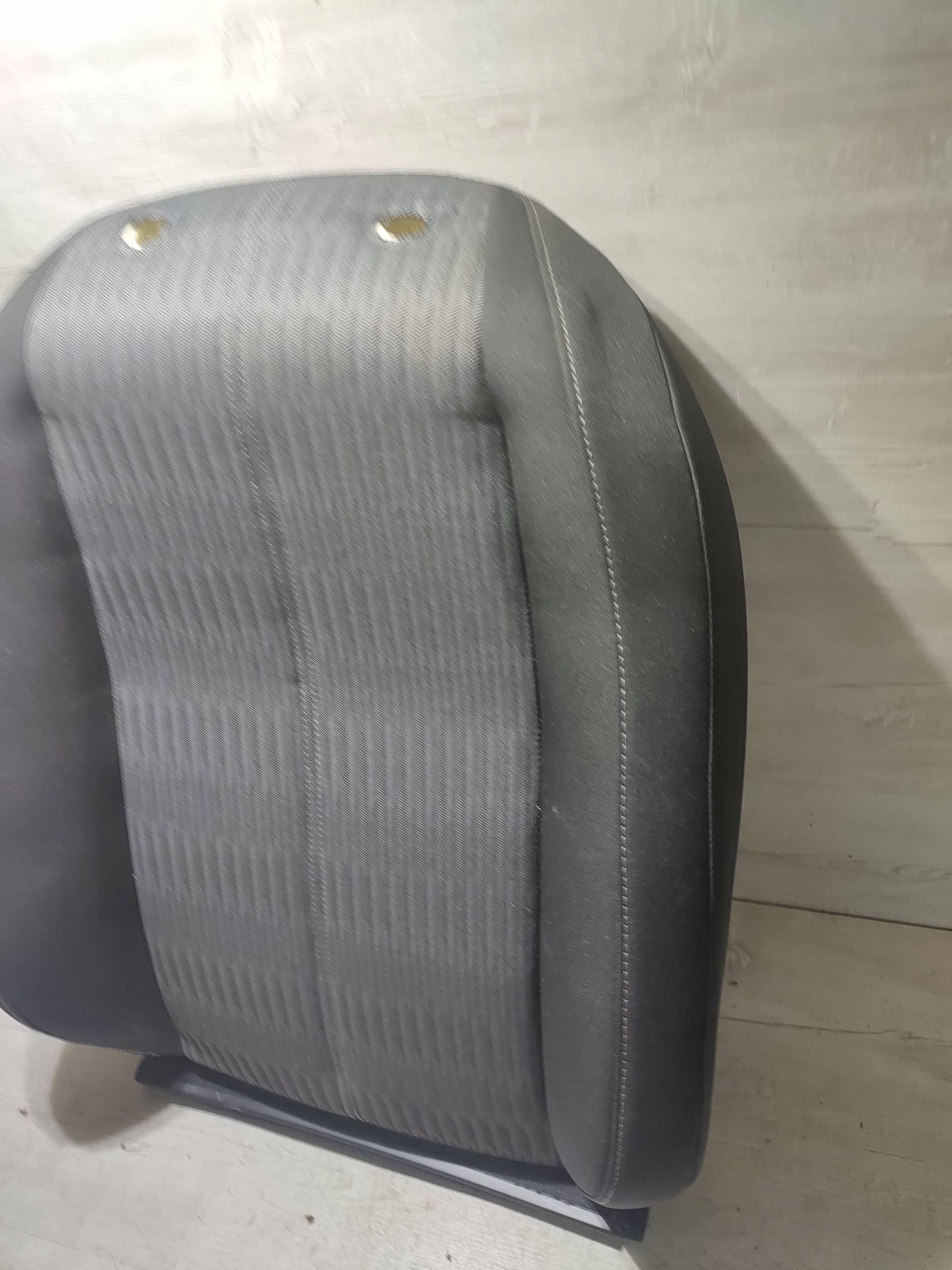 Opel Corsa F 2020 front side right oparcie side seat