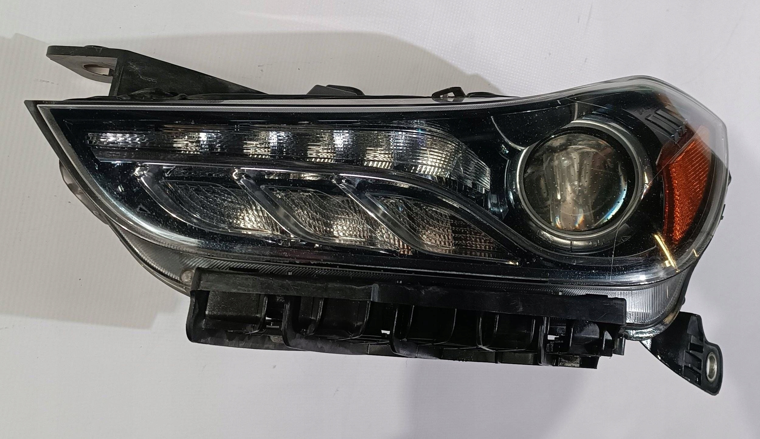 light front left reflektor left Xenon Maserati Ghibli SQ4 2013