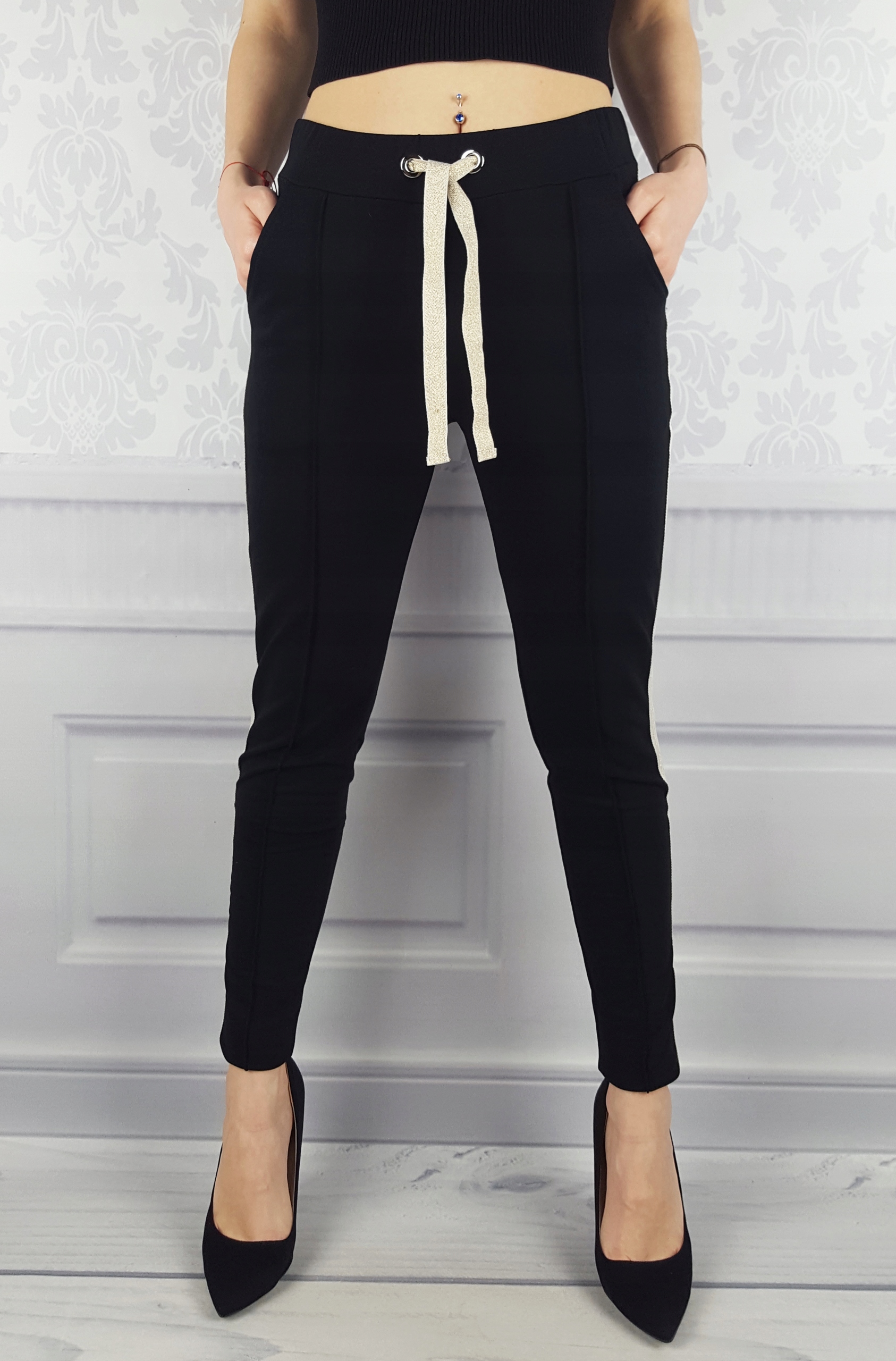 #STYLOWE DAMSKIE SPODNIE Dresowe Lampasy - Black 3 Długość nogawki długa