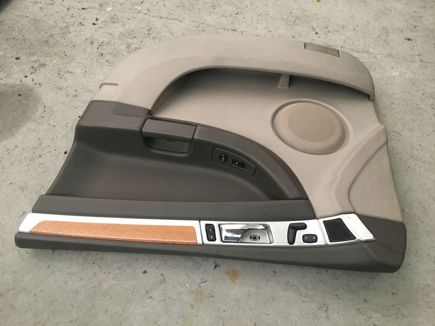 CHRYSLER PACIFICA 03-07 дверные карты P перед зад